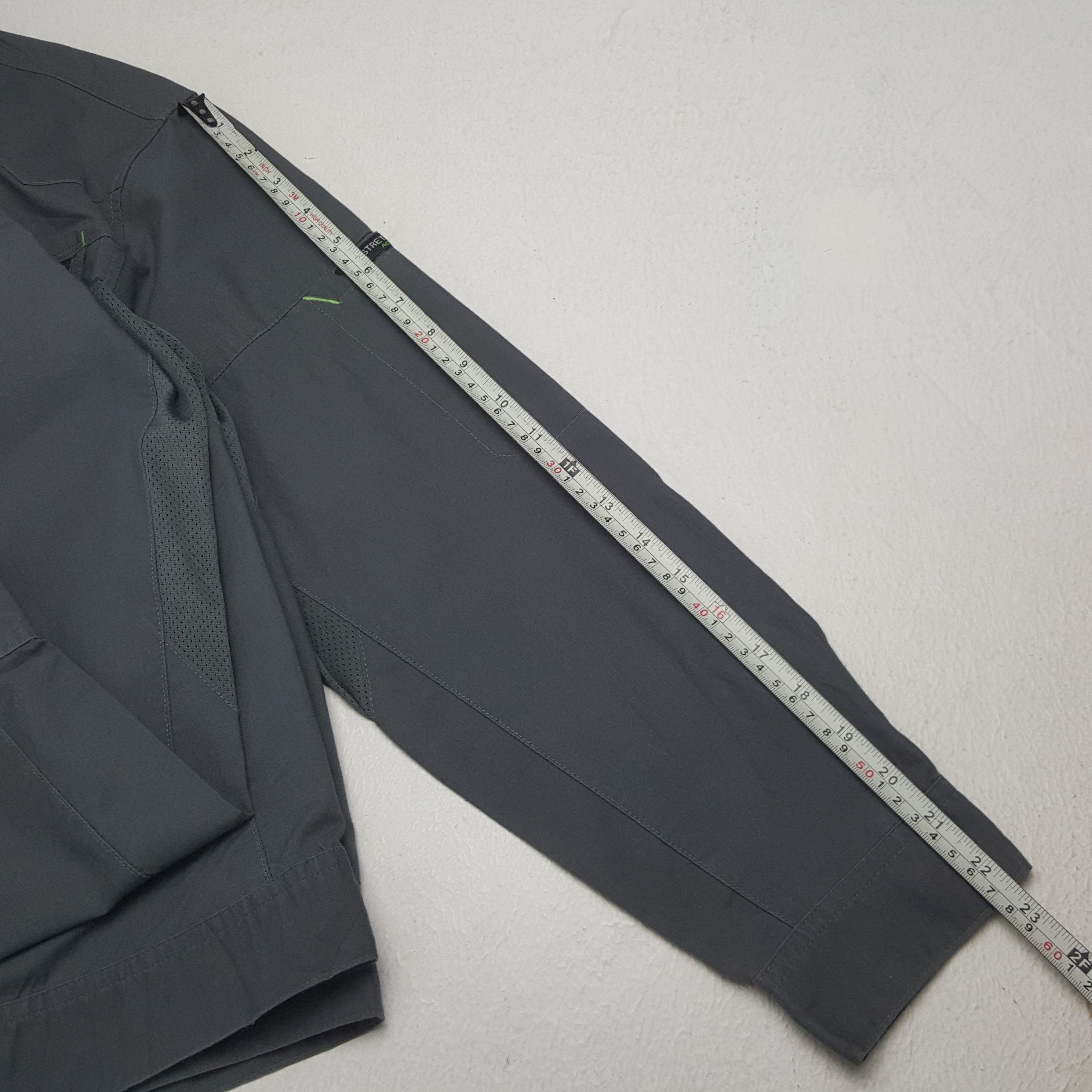Japanese Brand × Vintage Vintage Nismo Nissan Japan Racing Team Custom Jacket C282N13 Size US M / EU 48-50 / 2 - 7 Thumbnail