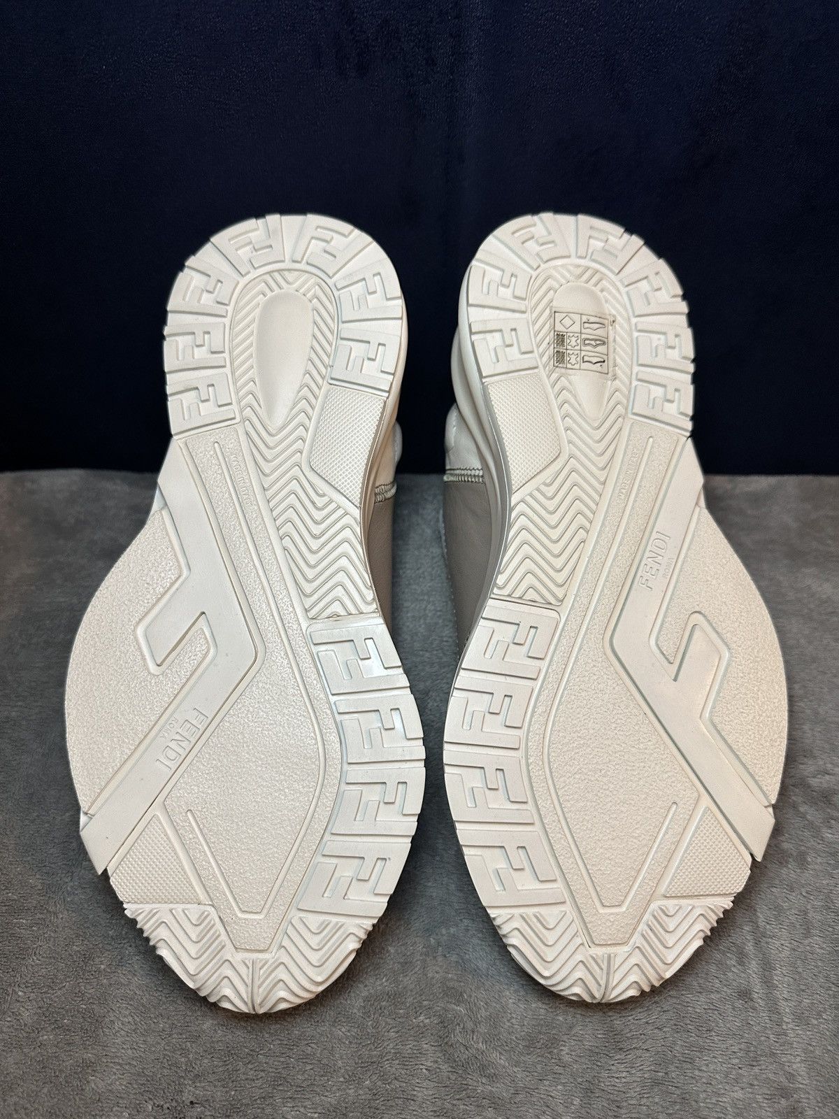 Fendi Fendi Flow sneakers Size US 7 / IT 37 - 7 Thumbnail