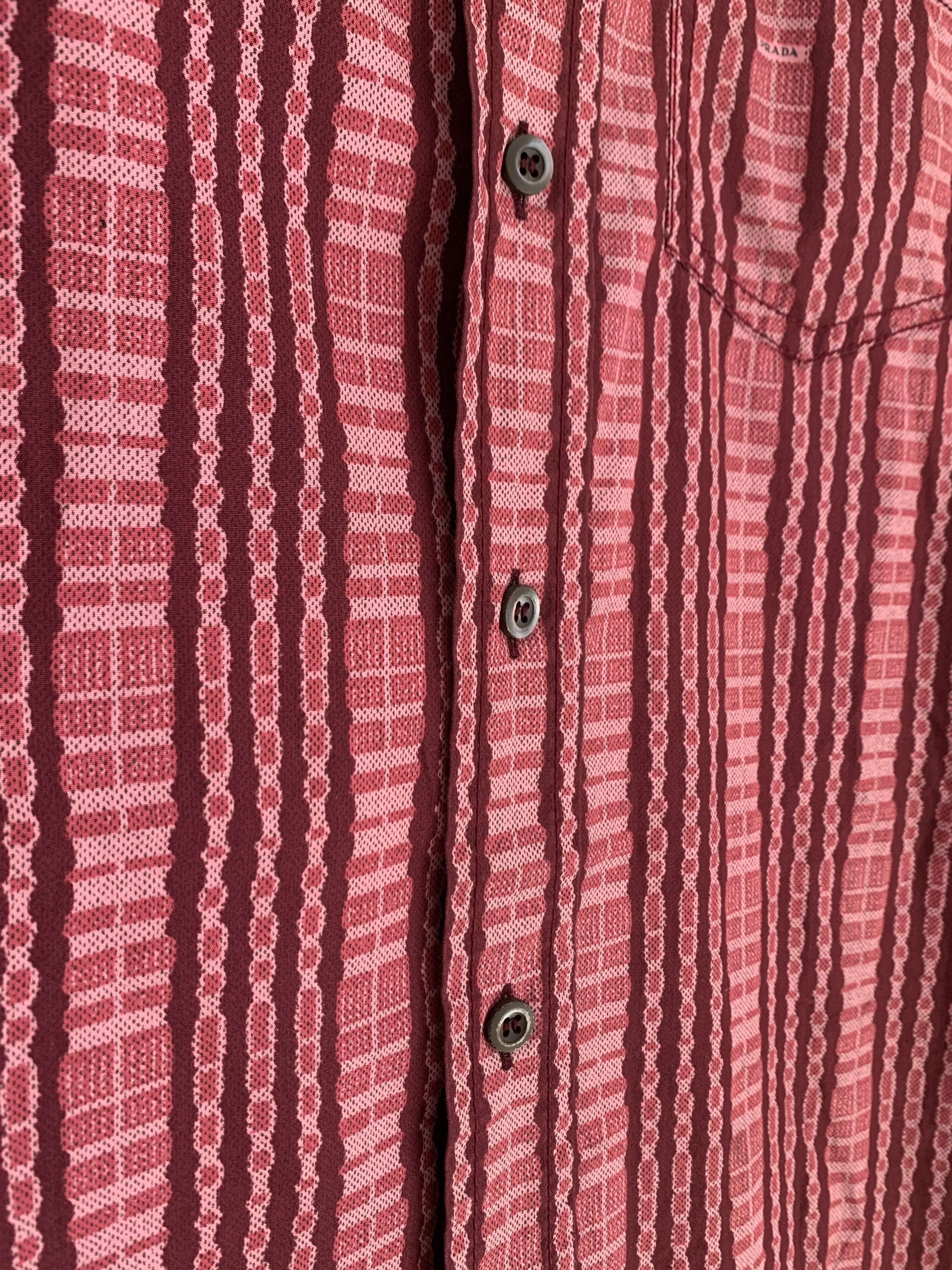 Prada SS2008 Prada short-sleeve printed cotton shirt Size US M / EU 48-50 / 2 - 4 Thumbnail
