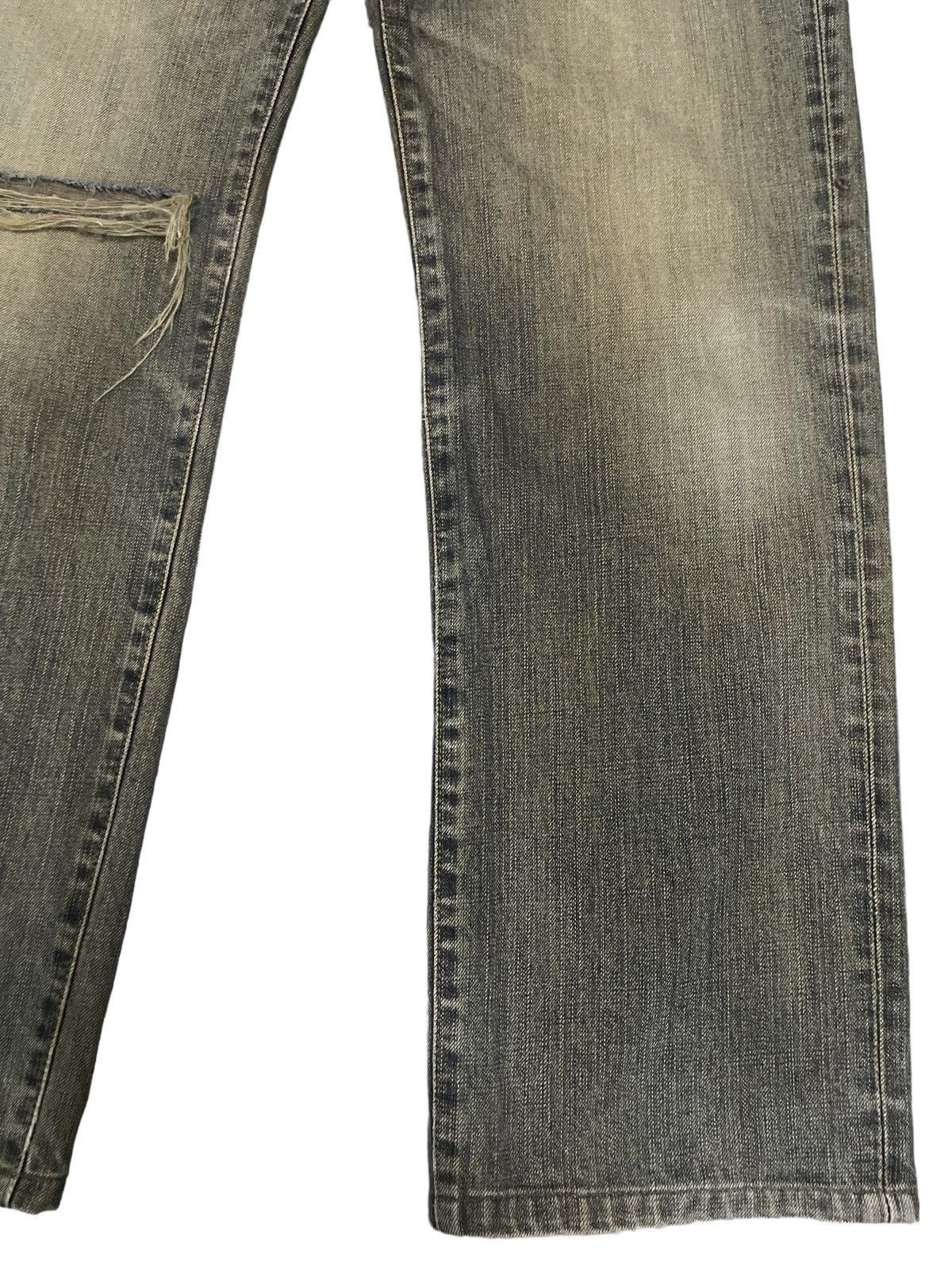 Edwin Vintage Edwin 503 Classic Style Distressed Jeans Size US 33 - 6 Thumbnail