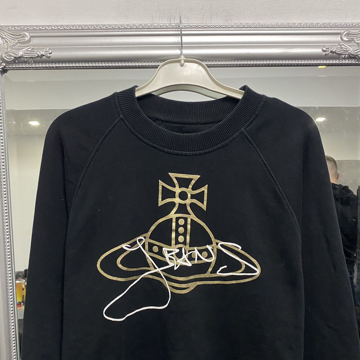 Vivienne Westwood Vivienne Westwood Sweatshirt big Logo Anglomania Size US S / EU 44-46 / 1 - 2 Thumbnail