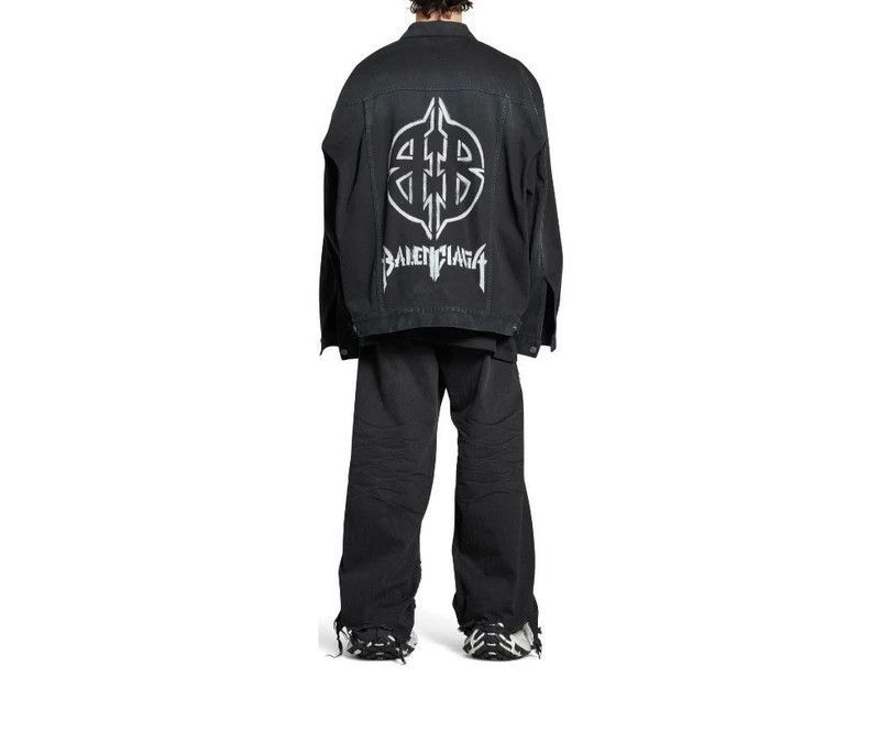 Balenciaga Balenciaga Distressed Denim Jacket with Bitcoin Motif Size US M / EU 48-50 / 2 - 2 Thumbnail
