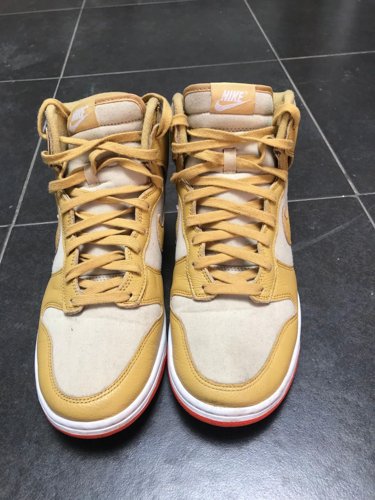 Nike Nike Dunk High Wheat Gold And Safety Orange Size US 10 / EU 43 - 3 Thumbnail