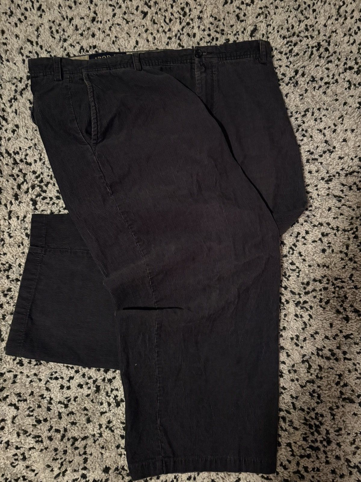 Empyre × Izod × Vintage Vintage IZOD Black Corduroy Pants - 40W x 30L Size US 40 / EU 56 - 1 Thumbnail
