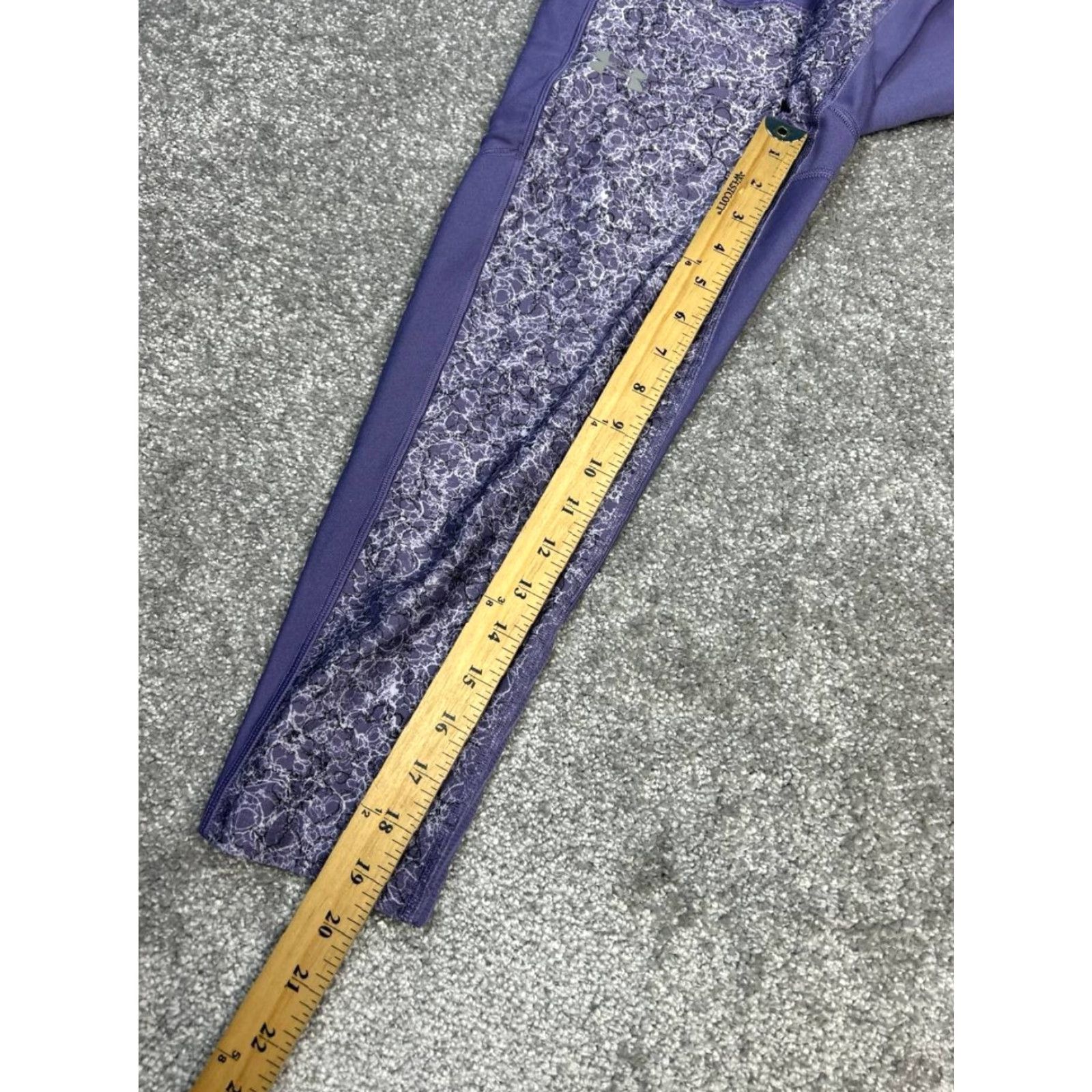 Under Armour Under Armour Leggings Shirt Womens Medium Purple Printed Cropped Activewear Compression HeatGear Size 32" / US 10 / IT 46 - 5 Thumbnail