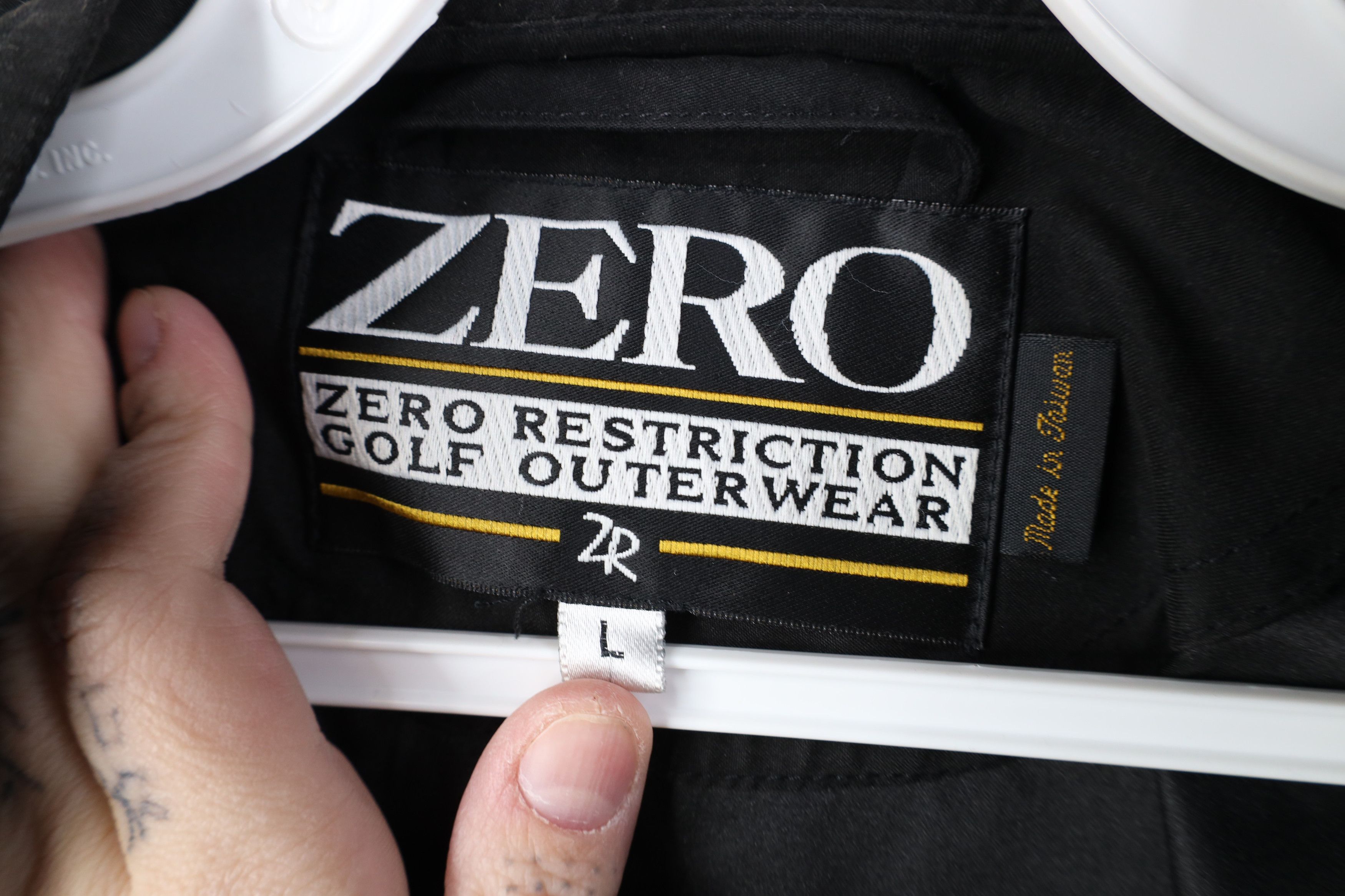 Vintage Zero Restriction Sleeveless Golf Vest Jacket Black Size US L / EU 52-54 / 3 - 5 Thumbnail