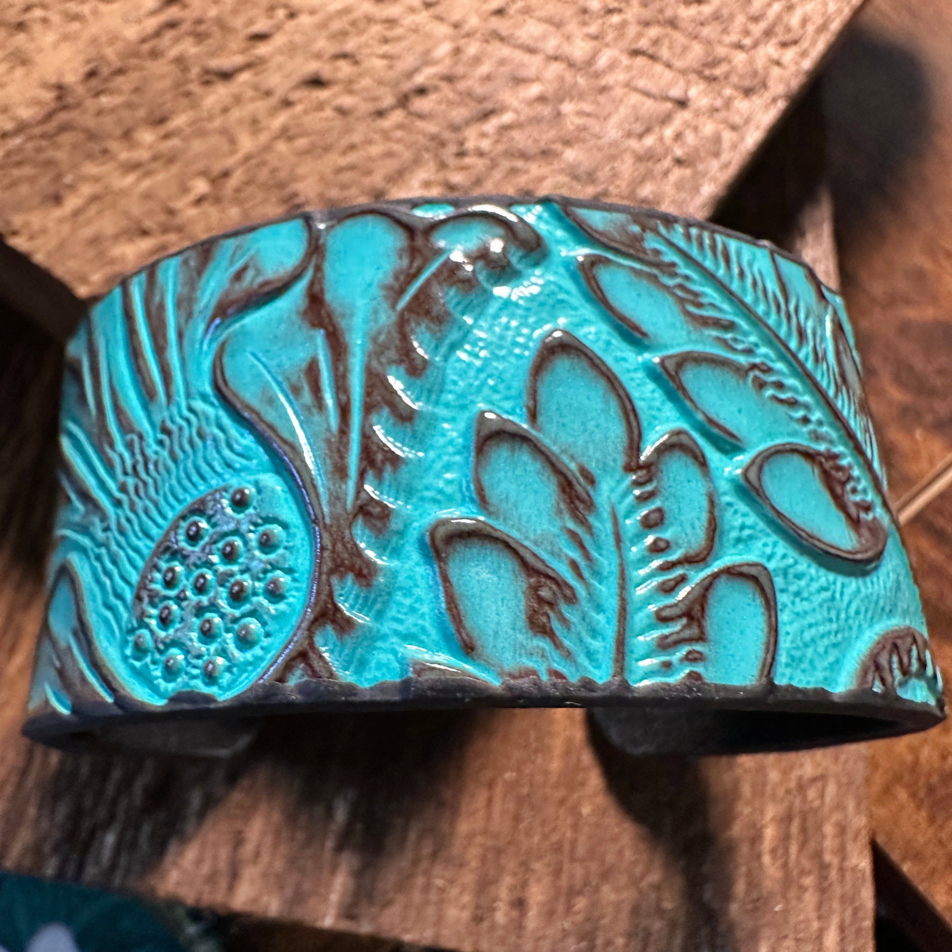 Other Boho Southwestern Leather Turquoise Floral Wide Cuff Bangle Size ONE SIZE - 5 Thumbnail