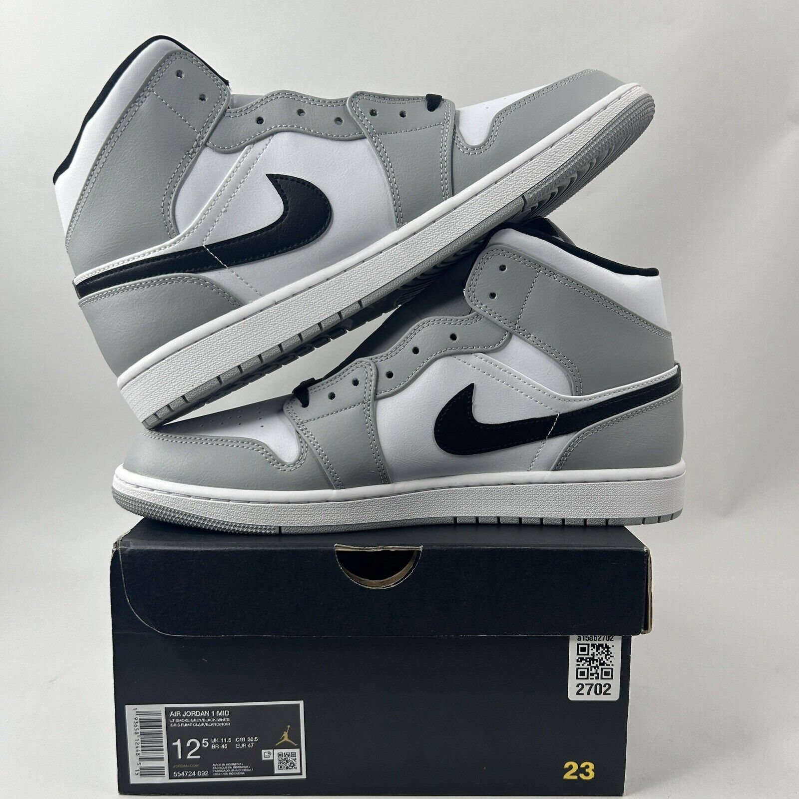 Nike Nike Shoes Air Jordan 1 Mid Retro “Light Smoke Grey” 2024 Size US 12.5 / EU 45-46 - 3 Thumbnail