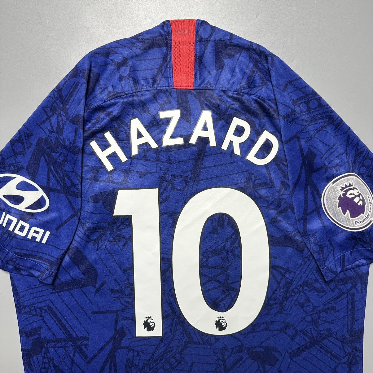 Nike CHELSEA NIKE 2019/2020 FOOTBALL HOME JERSEY #10 HAZARD Size US L / EU 52-54 / 3 - 10 Thumbnail