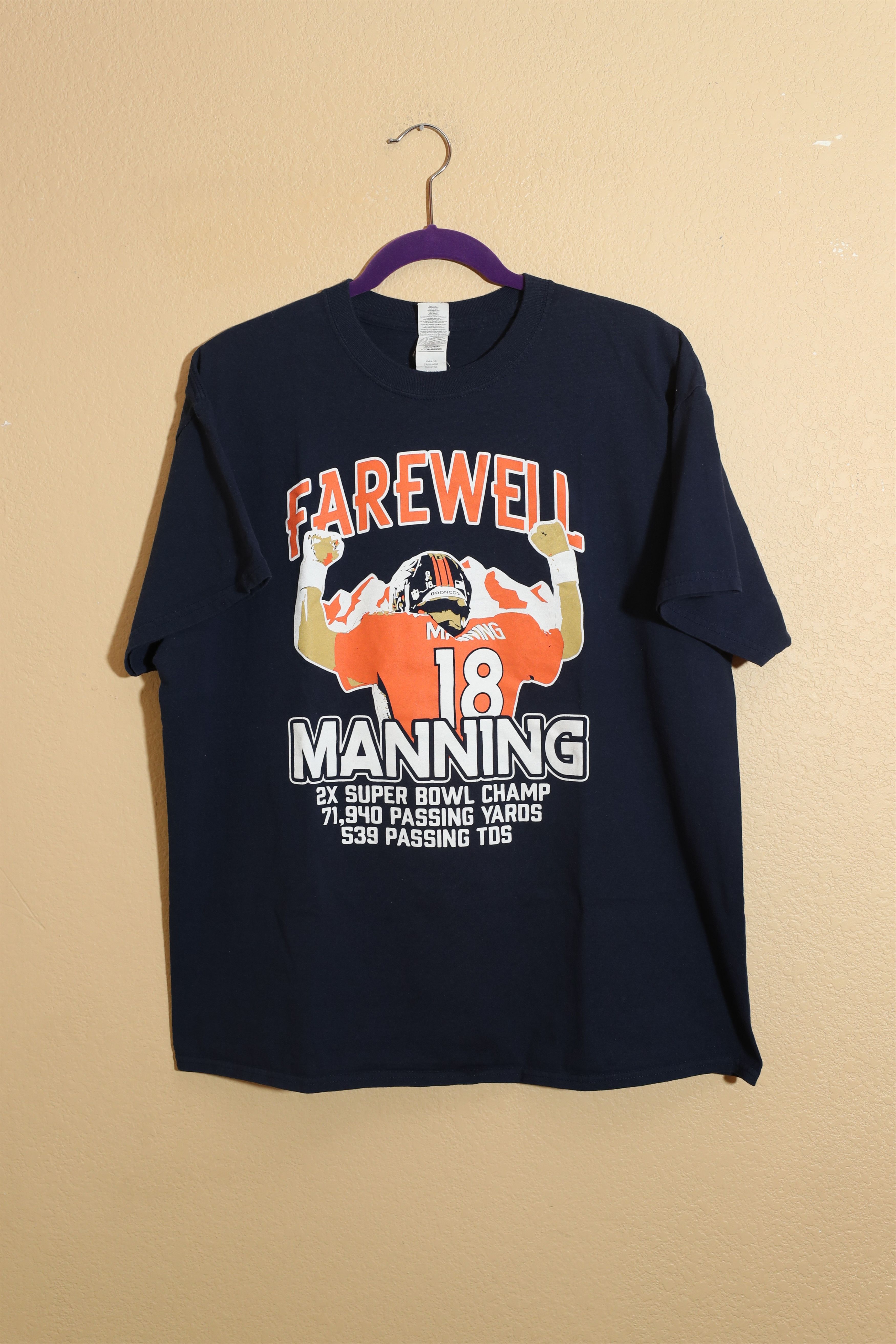 Gildan Farewell Manning Stats Shirt (XL) Size US XL / EU 56 / 4 - 1 Thumbnail
