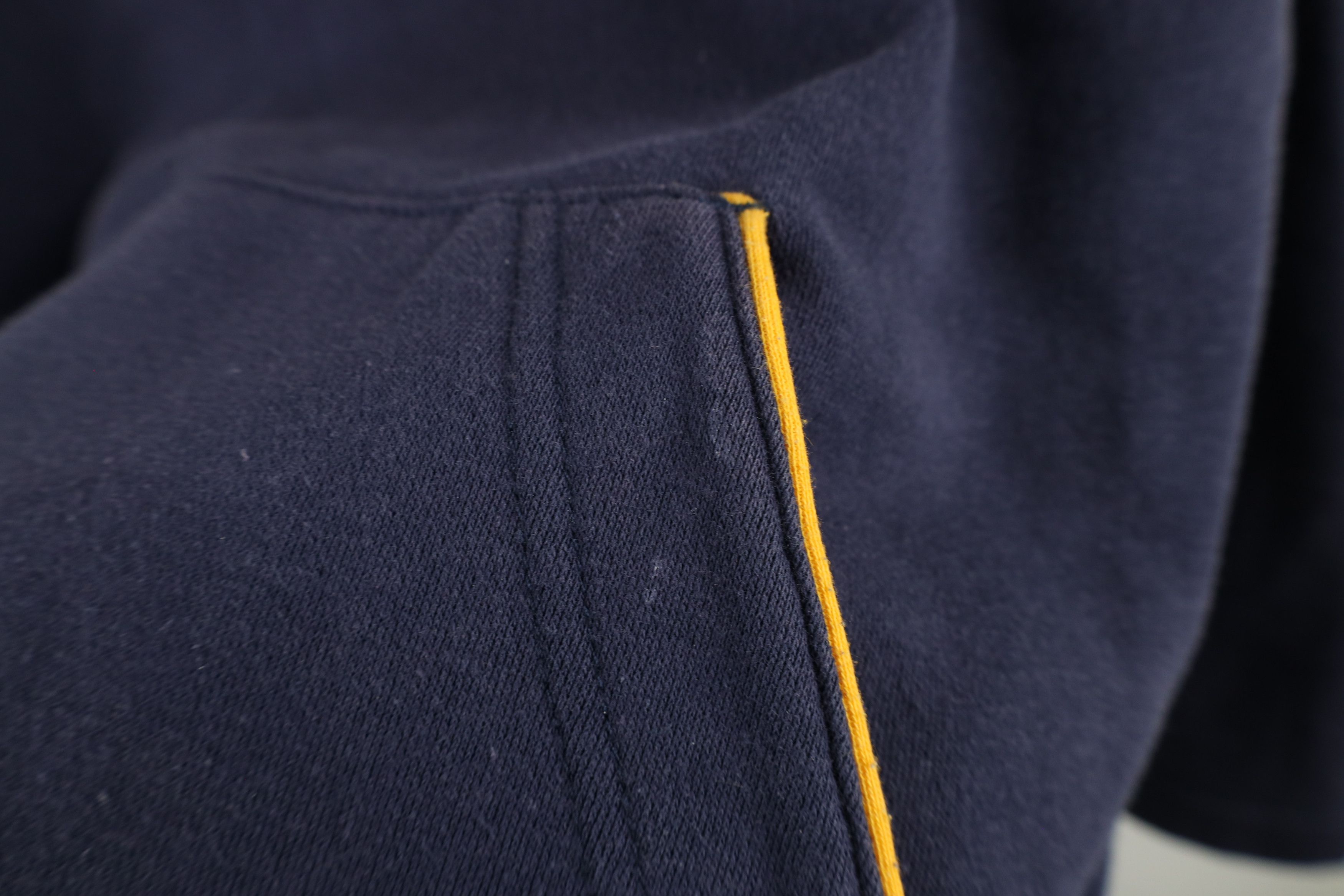 Vintage Vintage 90s Spell University of Michigan Hoodie Sweatshirt Size US M / EU 48-50 / 2 - 6 Thumbnail