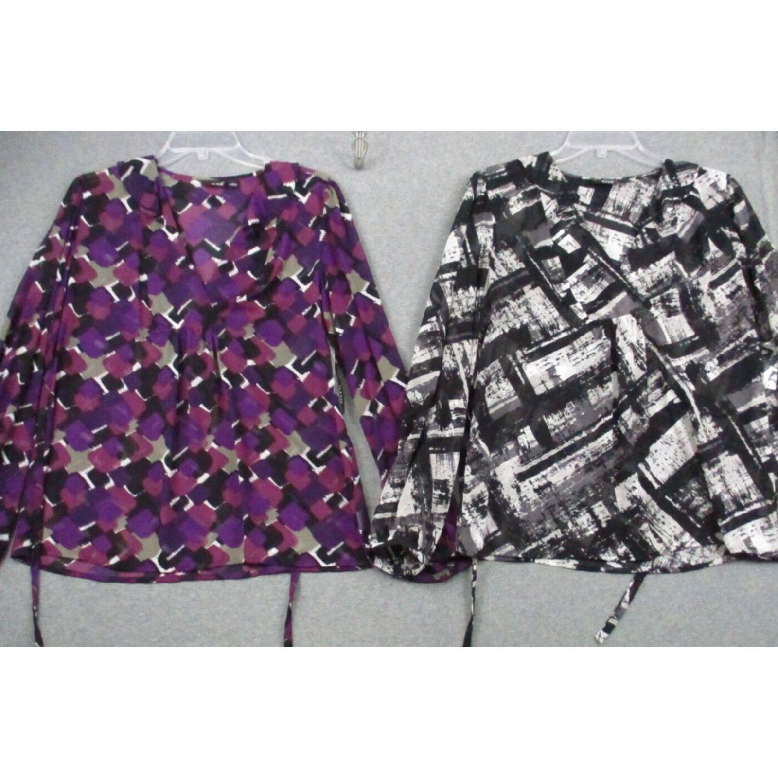 Vintage Ana Large Womens Blouses Purple Black Geometric Flowy Lightweight Shirts 2 Lot Size L / US 10 / IT 46 - 2 Thumbnail