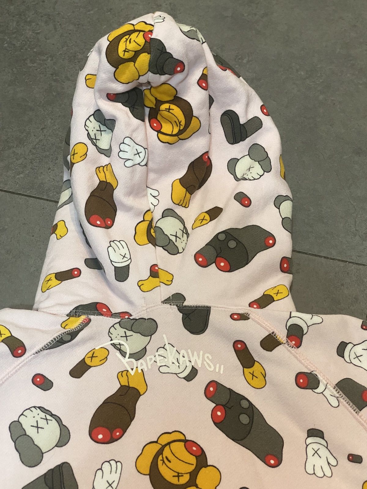 Bape Bape X Kaws Distress Baby Milo Slaughter Full Zip Hoodie Size US S / EU 44-46 / 1 - 3 Thumbnail