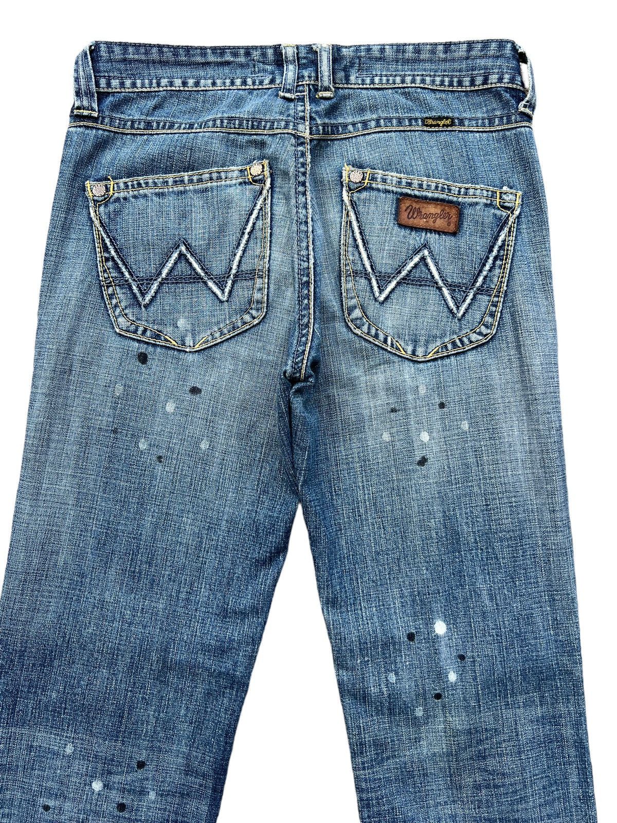 Wrangler Vintage Wrangler Distressed Patchwork Denim Jeans 33x34 Size US 33 - 7 Thumbnail