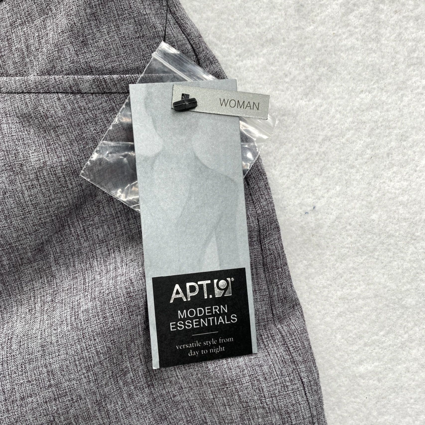 Apt. 9 Apt. 9 Women's Plus 24W Gray Stretch Fabric Trouser Leg Dress Pants High Rise Size 30" / US 8 / IT 44 - 4 Thumbnail