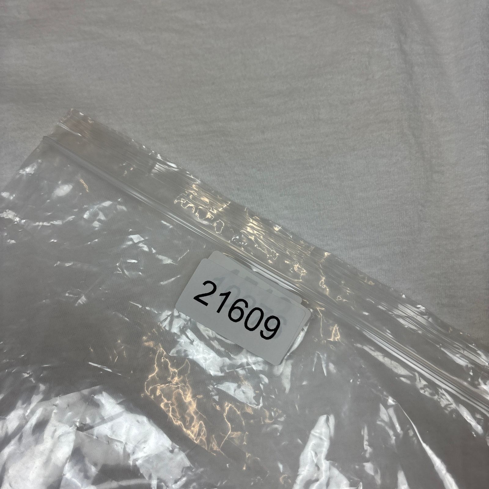 Vintage Vintage 1977 Star Wars IV A New Hope Shirt Iron On Size US M / EU 48-50 / 2 - 12 Thumbnail