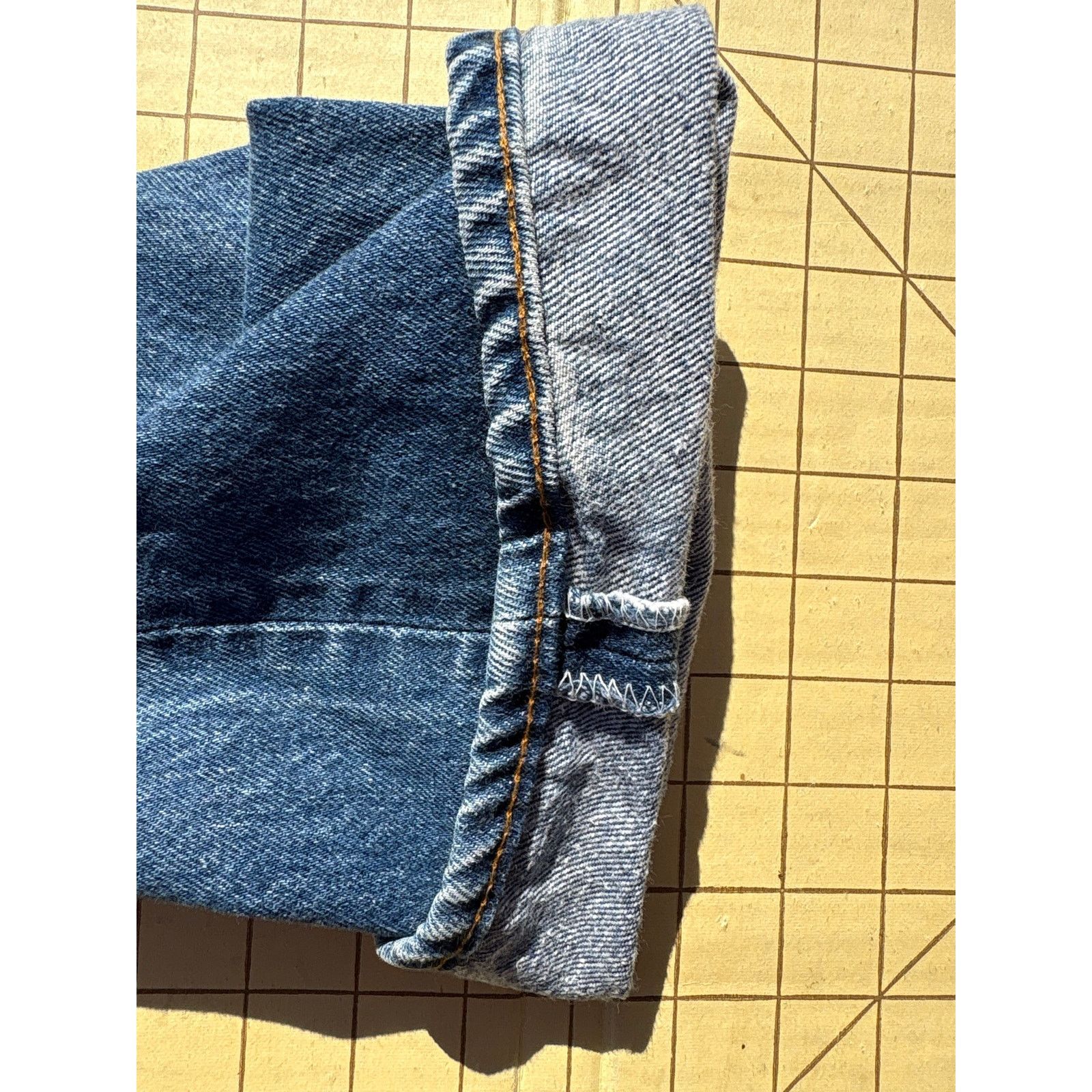 Levi's Vintage 86 Levi’s 1501 0117 R tag Jeans 36x38 (34x36) Size US 34 / EU 50 - 7 Thumbnail