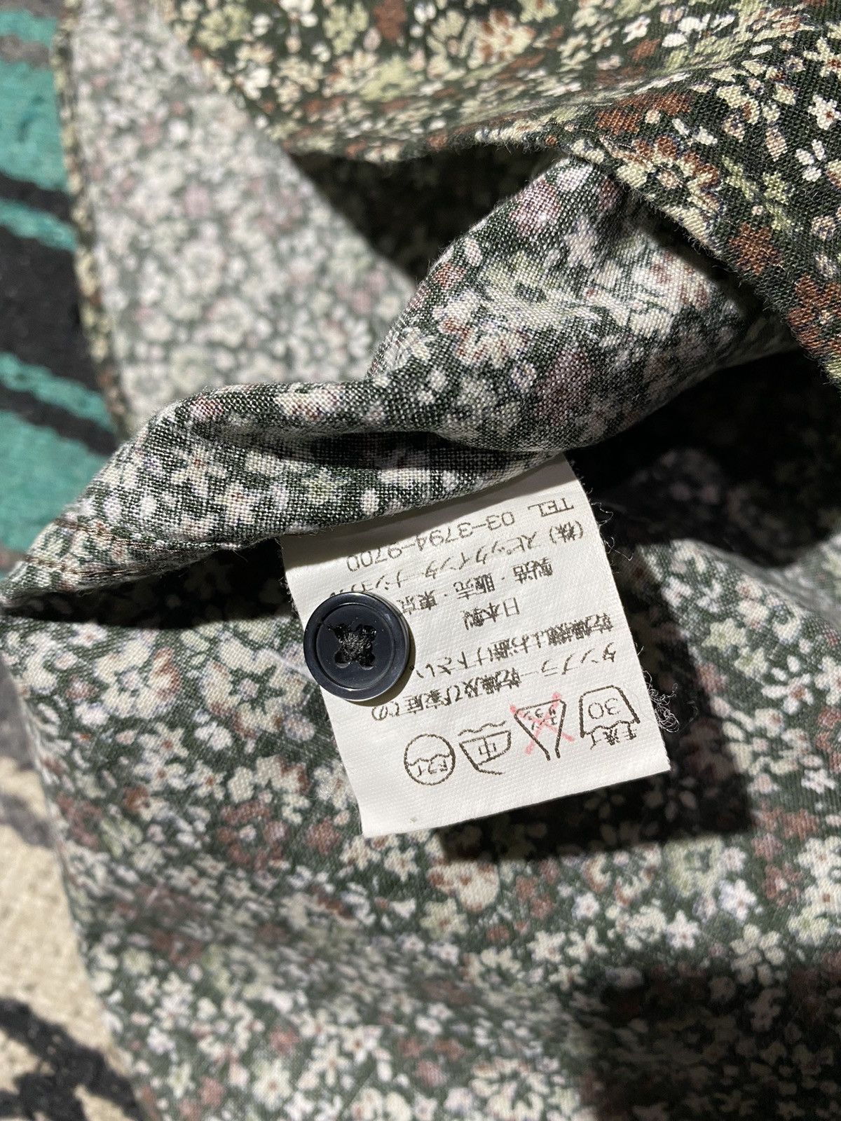 Tornado Mart 2000s Tornado Mart Floral Hidden Button Shirt Size US M / EU 48-50 / 2 - 8 Thumbnail