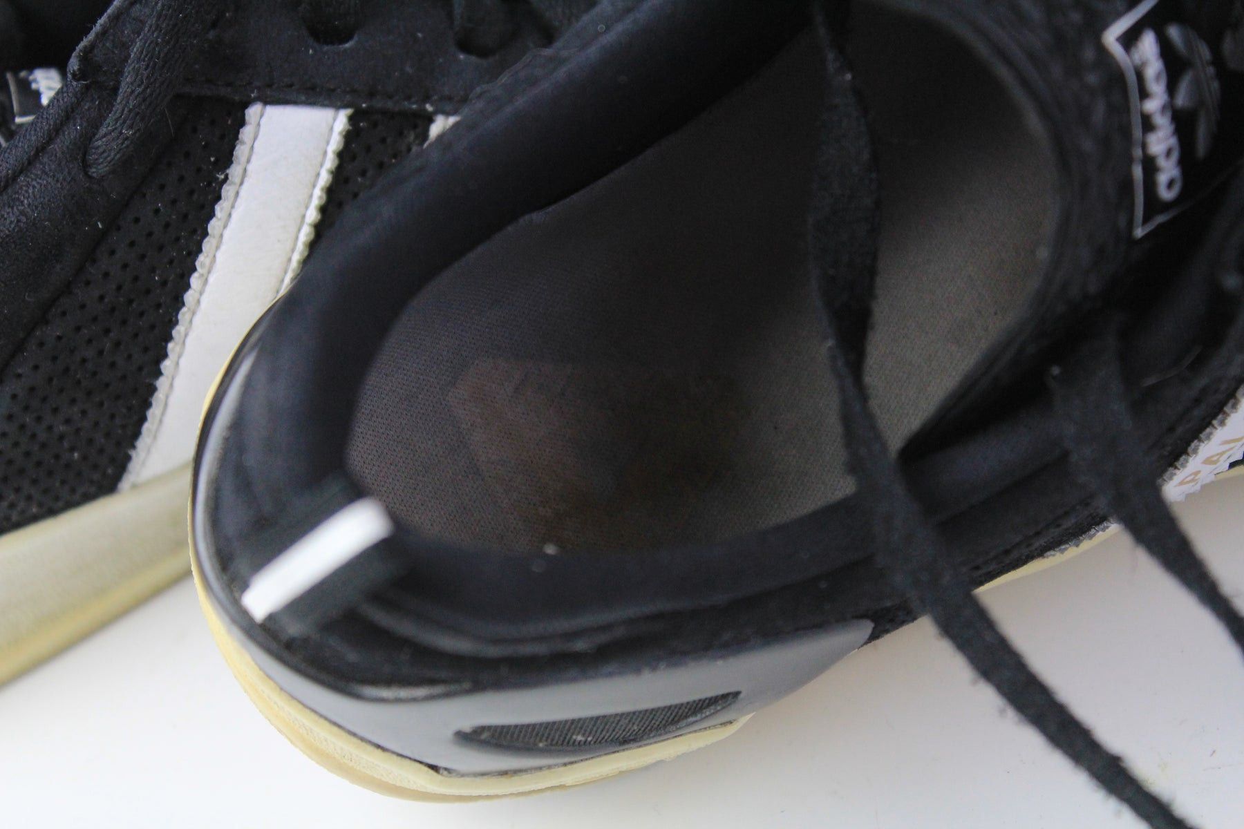 Adidas × Palace Adidas Palace Sneakers US 6 1/2 Size US 6 / EU 39 - 9 Thumbnail