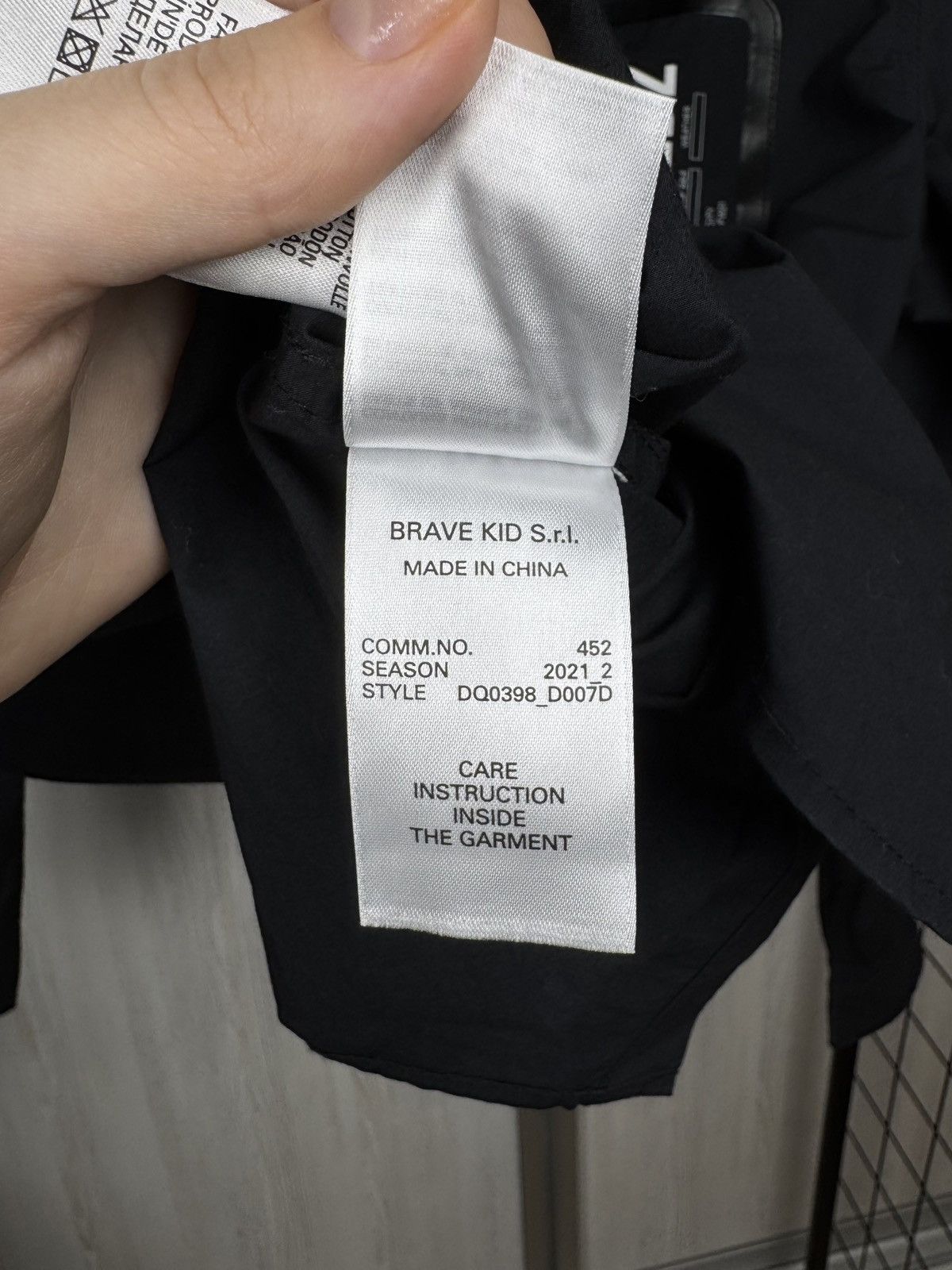 Dsquared2 Dsquared2 Black Junior big logo zip pocket shirt size 14Y Size US XS / EU 42 / 0 - 13 Thumbnail