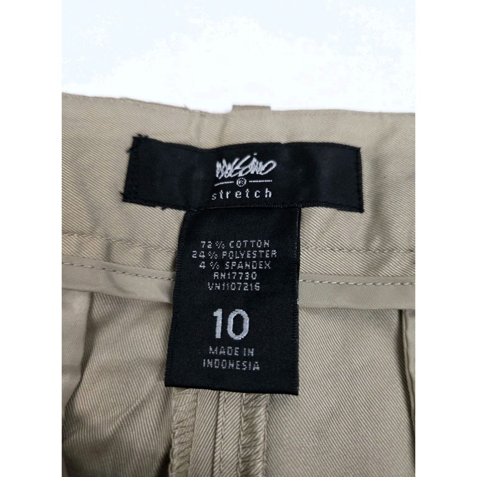 Vintage Massimo Womens Bermuda Shorts Beige Modern Fit Size 10 NWT Bermuda Flat Front Pocket Zipper Button Casual Summer Beach Walking Modern Rise Ultra Low Size 32" / US 10 / IT 46 - 4 Thumbnail