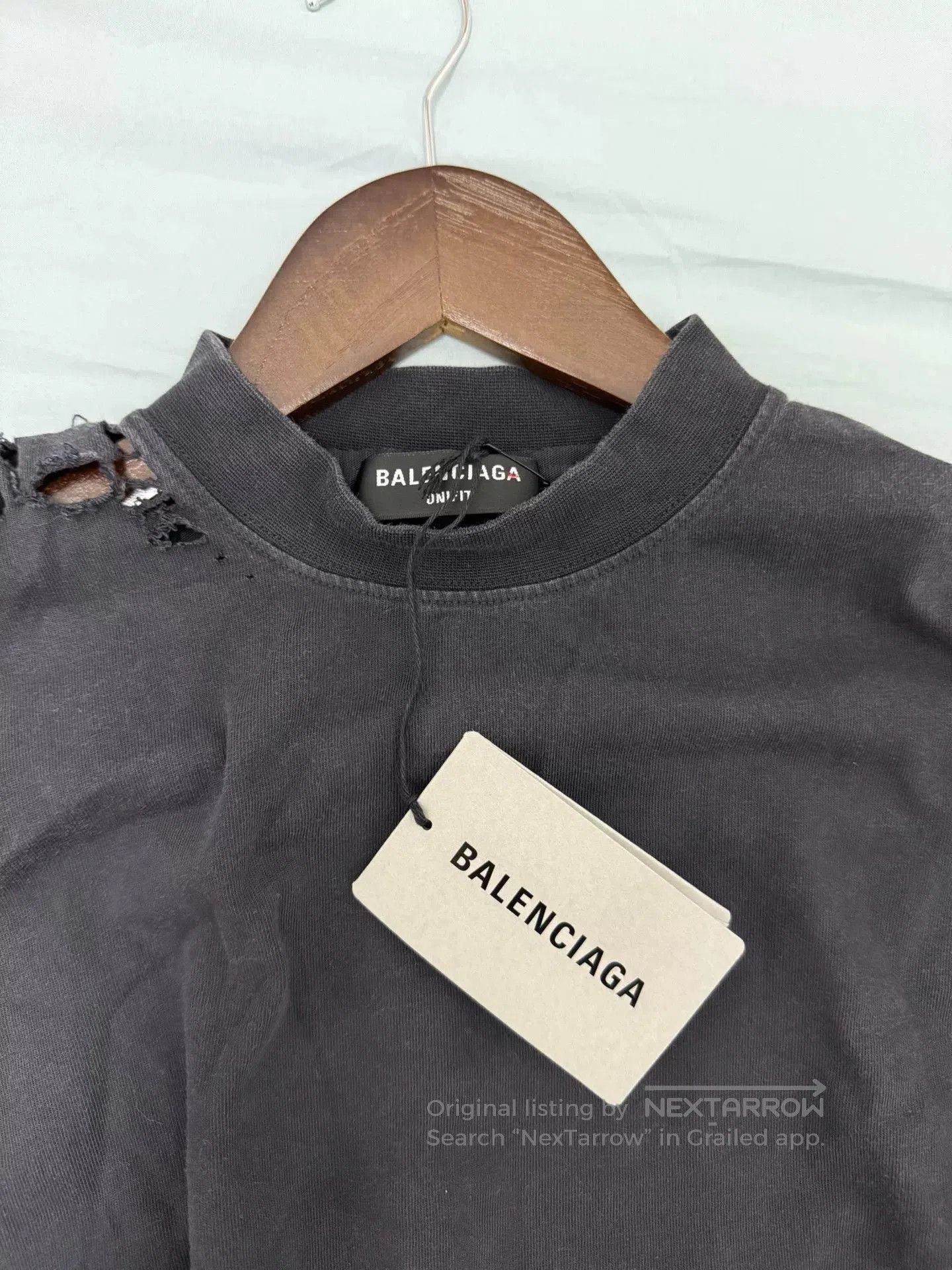 Balenciaga balenciaga distressed short sleeve t. Size US S / EU 44-46 / 1 - 9 Thumbnail