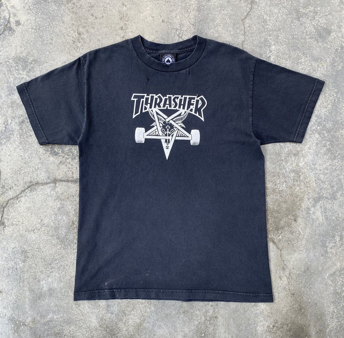Vintage Rare🔥Vintage Distressed Thrasher Metal 666 Tees Size US M / EU 48-50 / 2 - 1 Thumbnail