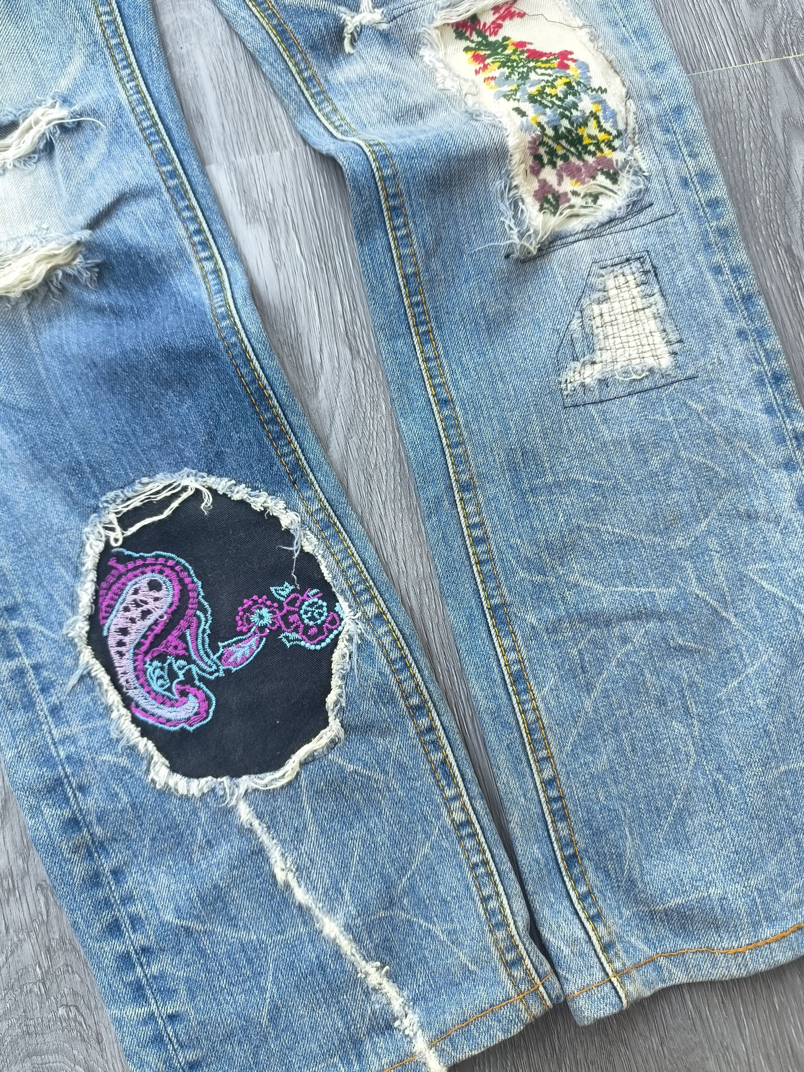 If Six Was Nine × Le Grande Bleu (L.G.B.) ANTGAUGE DISTRESSED PATCHWORKS JEANS LIKE KAPITAL JEANS Size US 31 - 6 Thumbnail