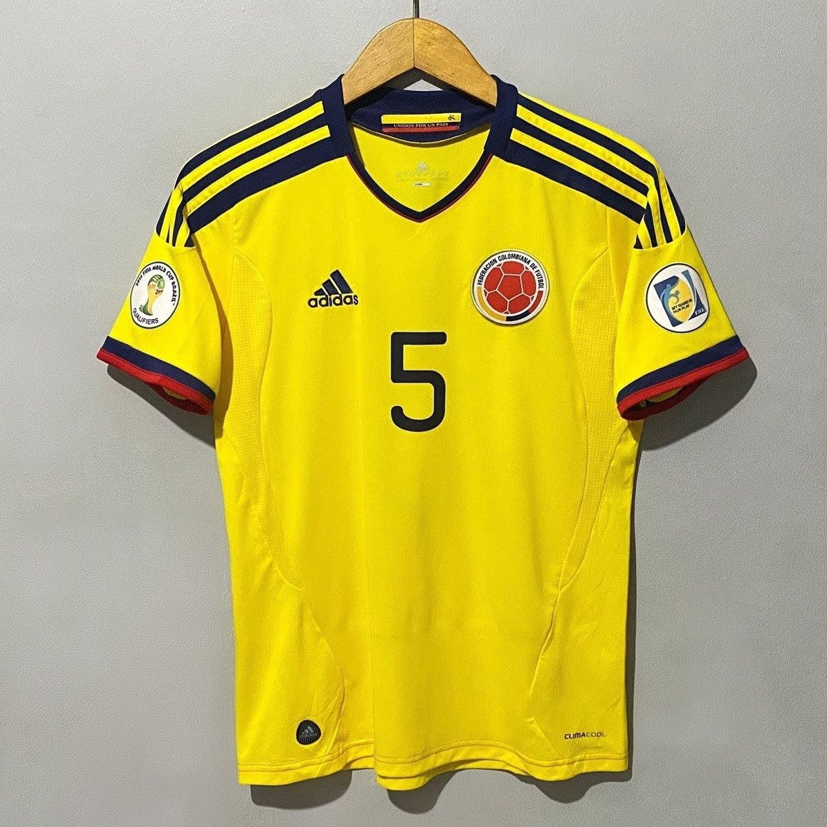 Adidas Colombia 2011-2013 Home Jersey James Rodriguez Size US S / EU 44-46 / 1 - 1 Thumbnail