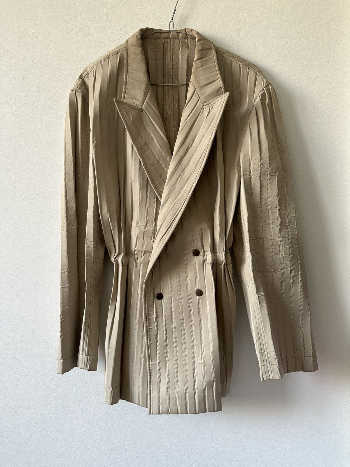Other Avant garde foam striped nylon jacket! Hi fashion Size 44R - 16 Thumbnail