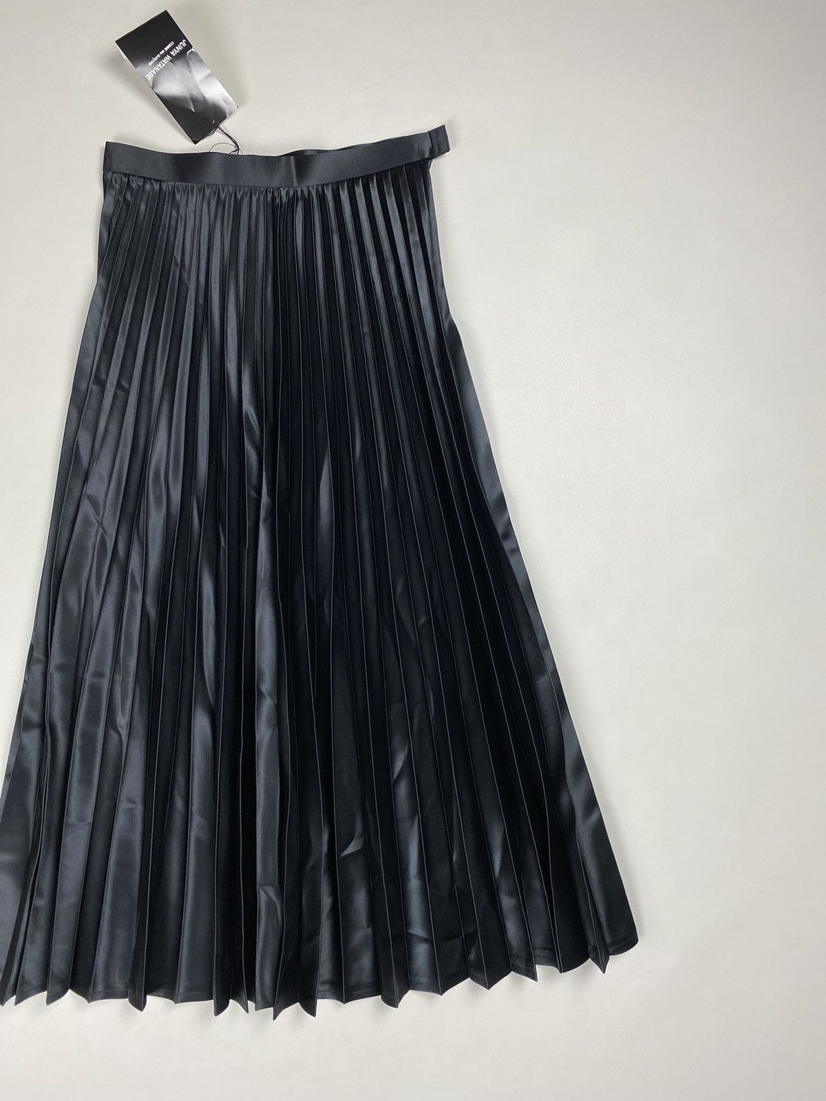 Comme des Garcons BNWT! Junya Watanabe Comme Des Garçons Ladies Pleated Skirt Size 25" / US 0 / IT 36 - 3 Thumbnail