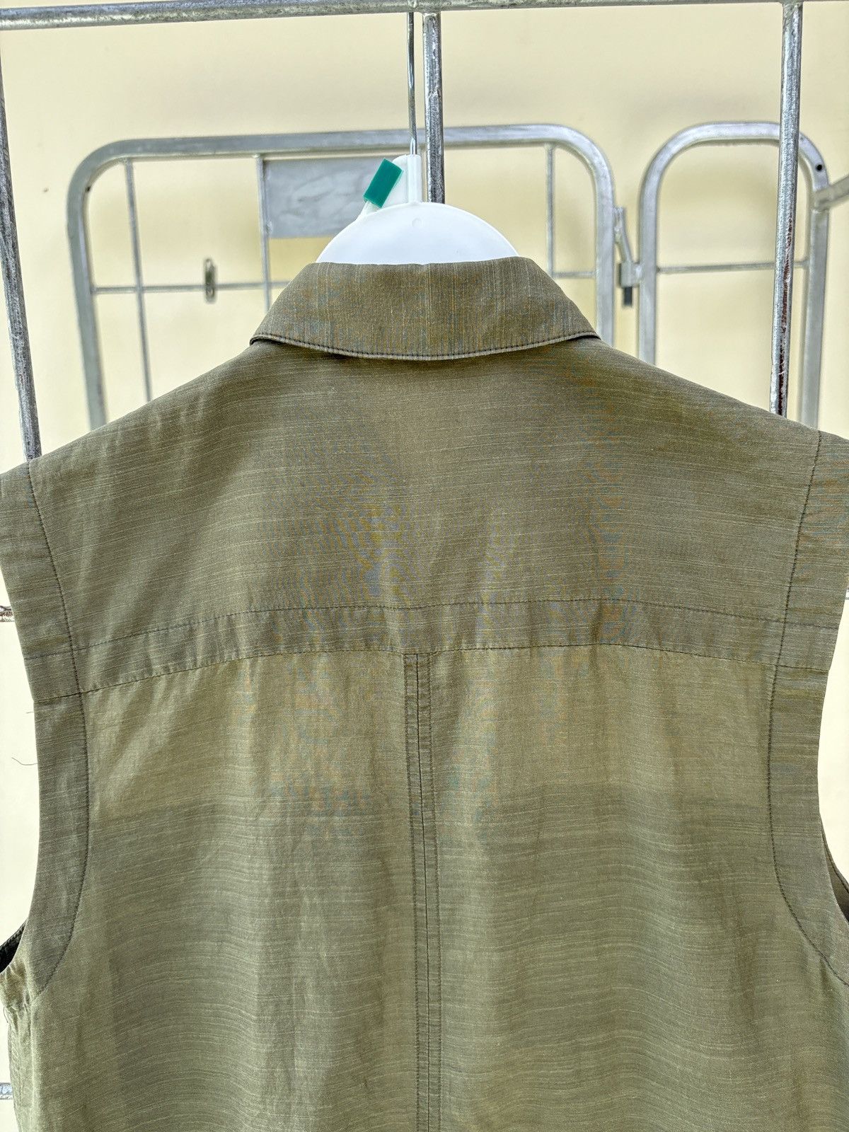 Helmut Lang Helmut Lang sleeveless shirt Size M / US 6-8 / IT 42-44 - 8 Thumbnail