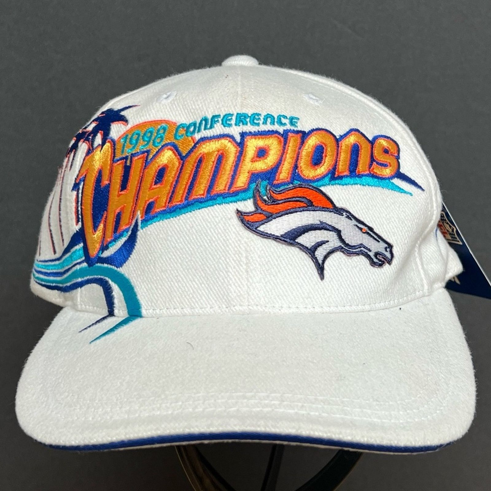 Sports Specialties VINTAGE NWT Denver Broncos Hat Sports Specialties Pro Line Size ONE SIZE - 1 Thumbnail