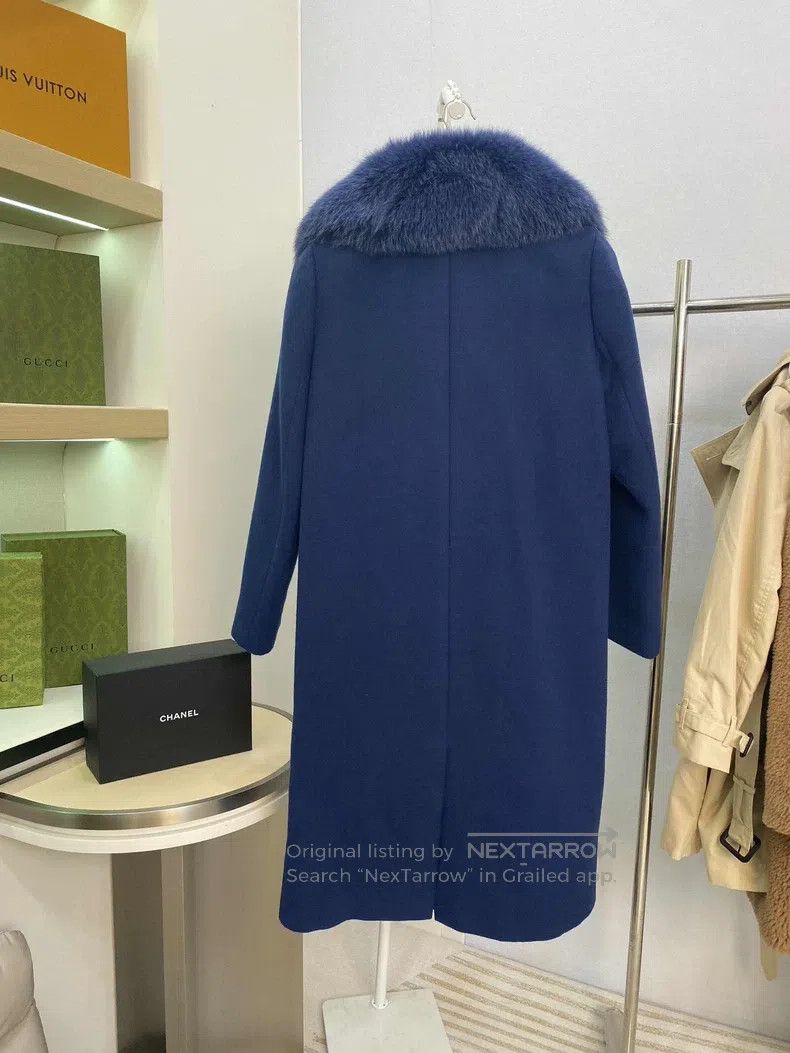 Fendi Fendi Long coat with blue fox fur collar Size XS / US 0-2 / IT 36-38 - 2 Thumbnail