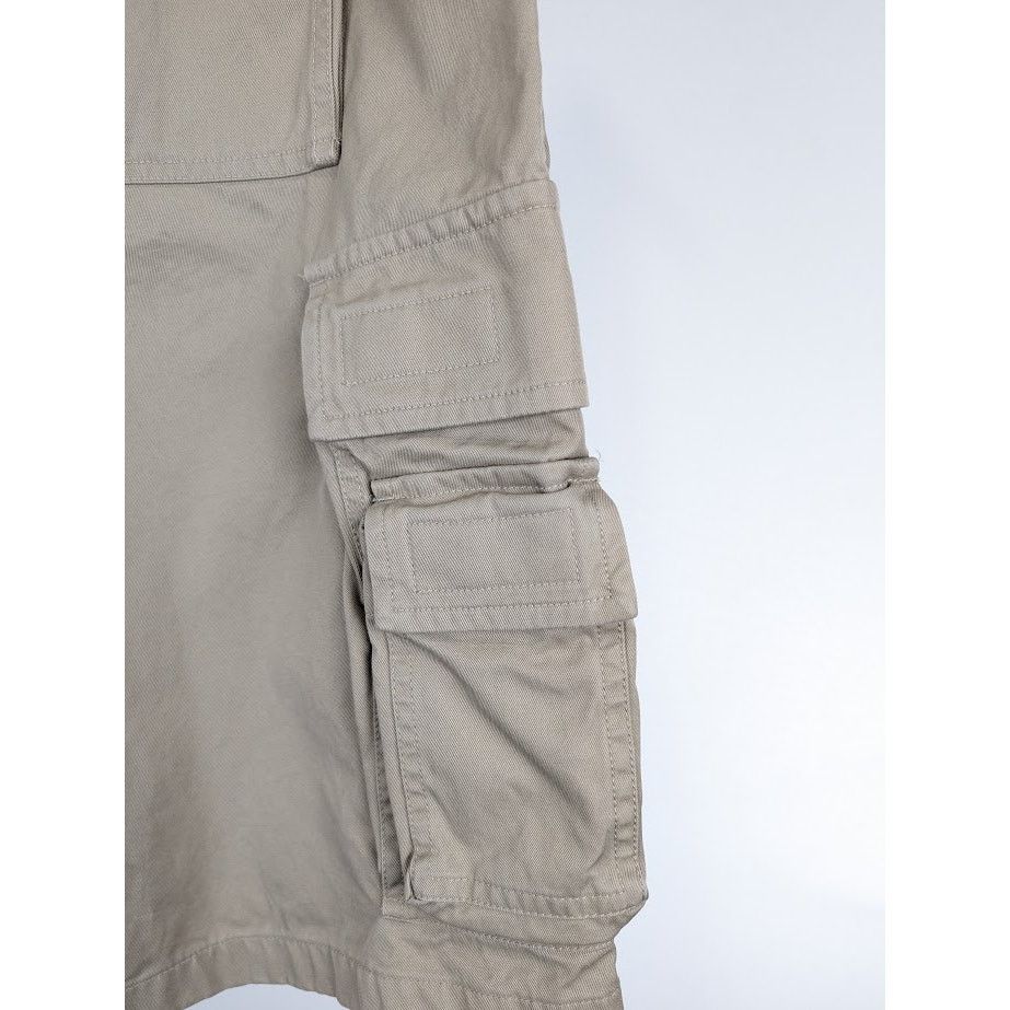 Balenciaga o1rshd1 Cargo Short in Beige Size US 30 / EU 46 - 17 Thumbnail