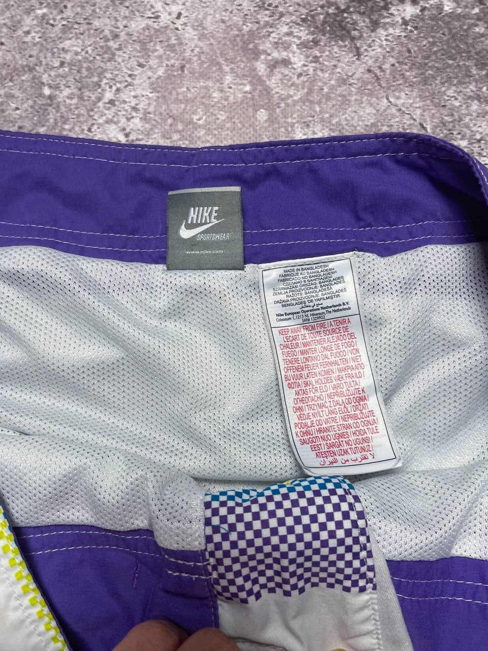 Nike × Vintage vintage nike crazy shorts 90s y2k Size US 33 - 3 Thumbnail