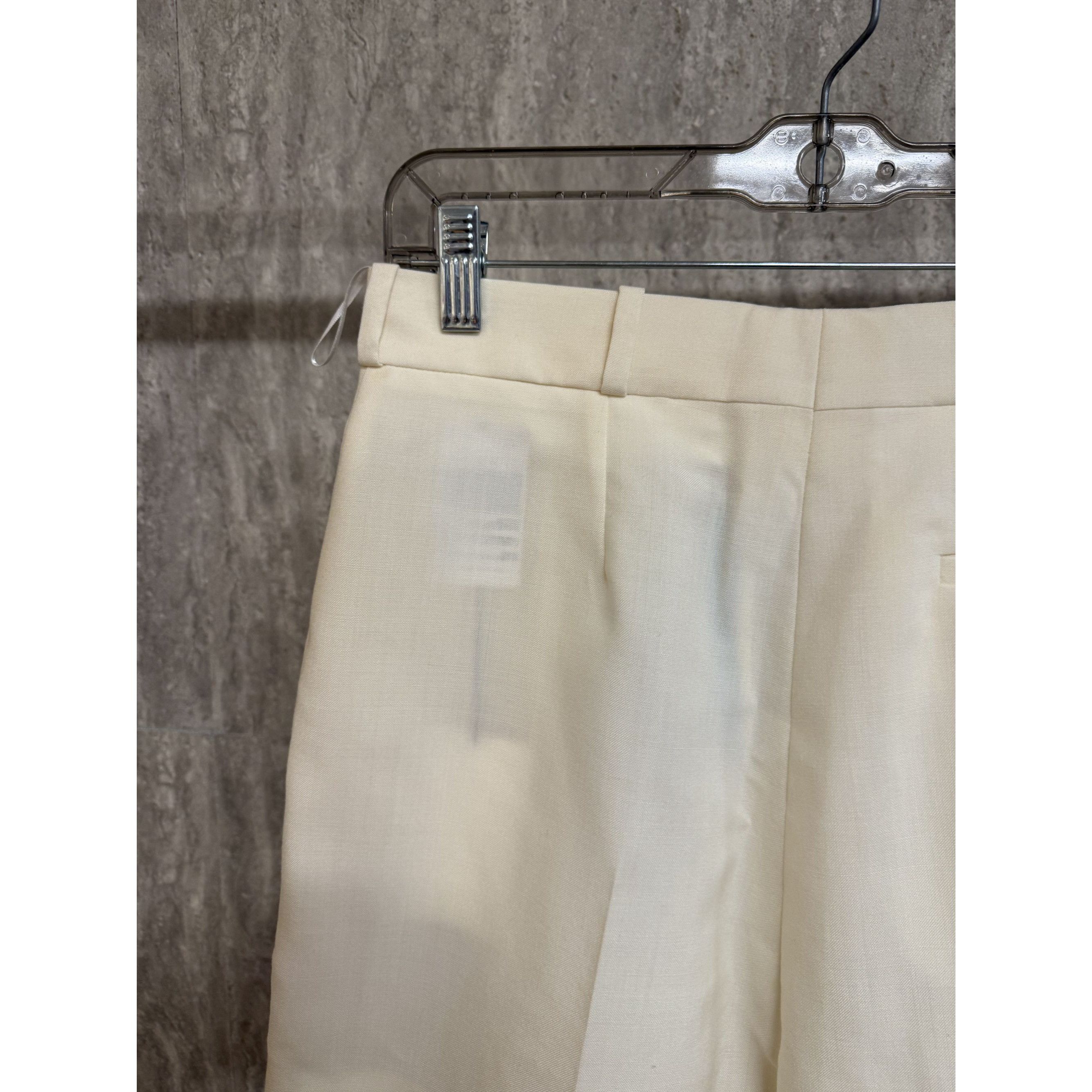 Balenciaga Balenciaga Womens High-Waisted Pleated Shorts Size 40 Cream Size 27" / US 4 / IT 40 - 8 Thumbnail