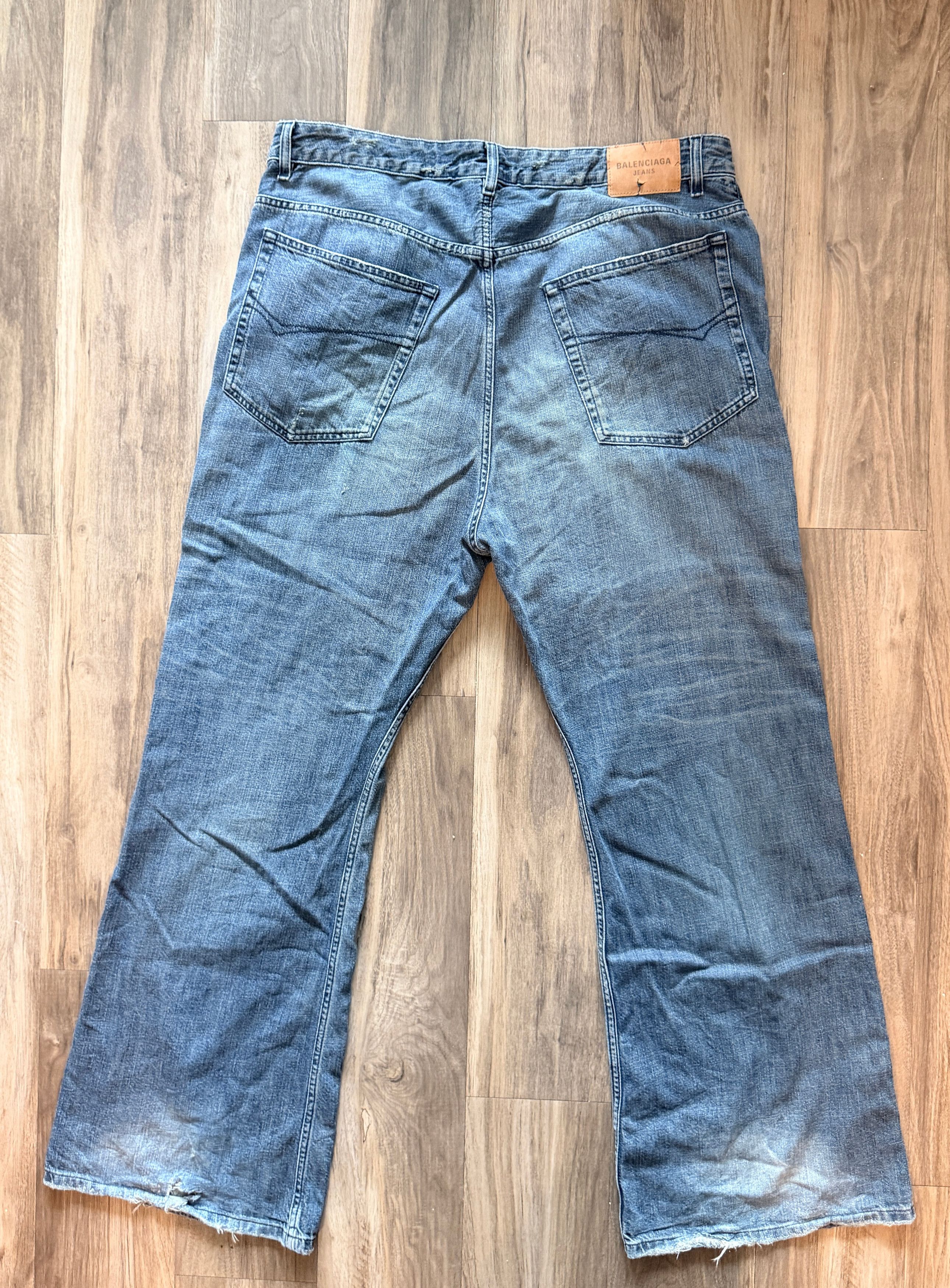 Balenciaga Balenciaga Flared Denim Jeans Blue Size US 38 / EU 54 - 1 Thumbnail