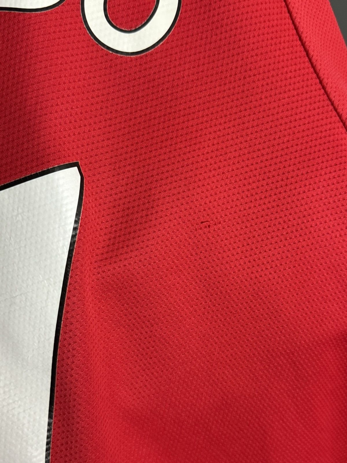 Adidas Manchester United 21/22 Home Ronaldo Football Jersey Size US S / EU 44-46 / 1 - 13 Thumbnail