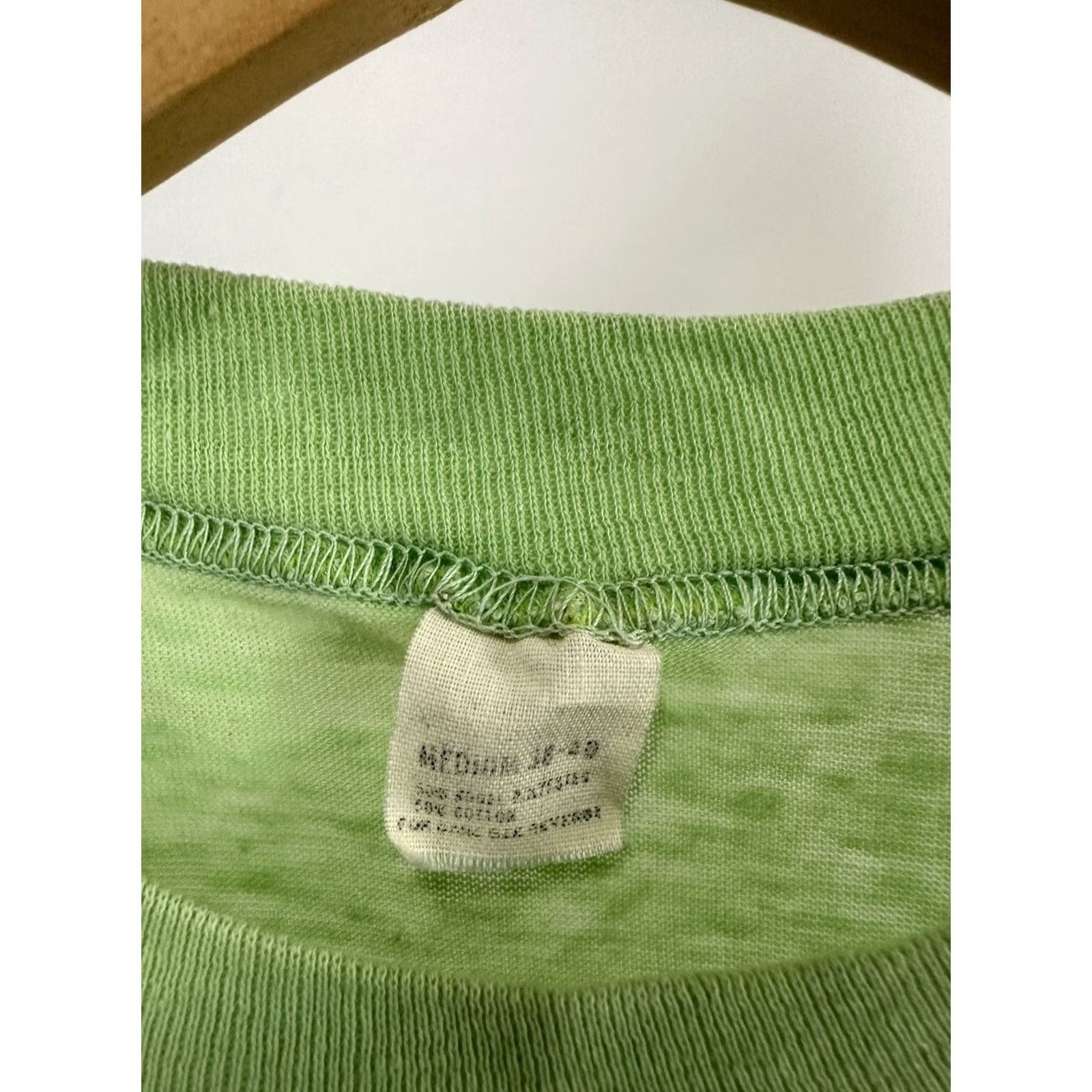 Vintage VINTAGE 70s Hawaiian Island Surf T-Shirt M Green Hawaii Souvenir Bold Graphic Mens Size US M / EU 48-50 / 2 - 3 Thumbnail