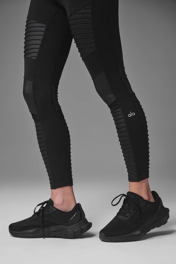 Alo Yoga ALO Yoga Black/Black Glossy High-Waist Moto Leggings Size 30" / US 8 / IT 44 - 2 Thumbnail