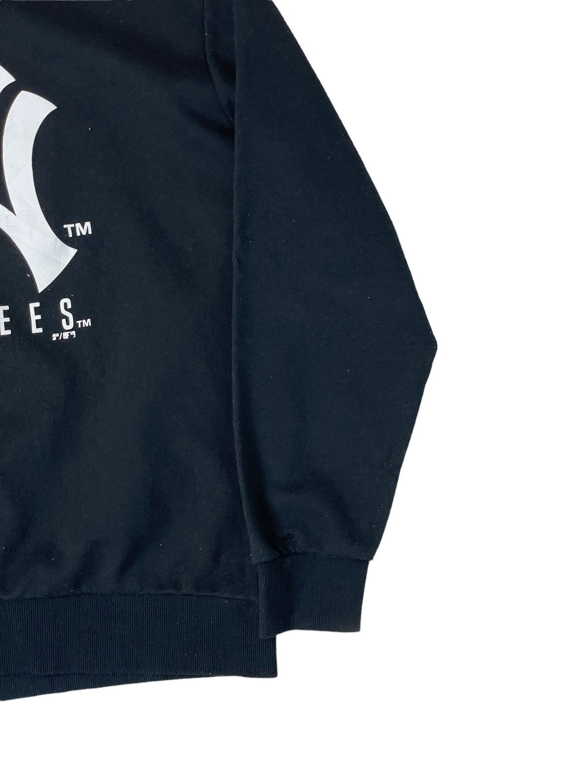 New York Yankees New York Yankees Genuine Merchandise Sweater Size US XL / EU 56 / 4 - 4 Thumbnail