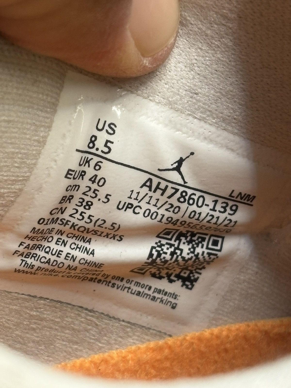 Jordan Brand Air Jordan 11 low citrus 2021 Size US 8.5 / IT 38.5 - 6 Thumbnail