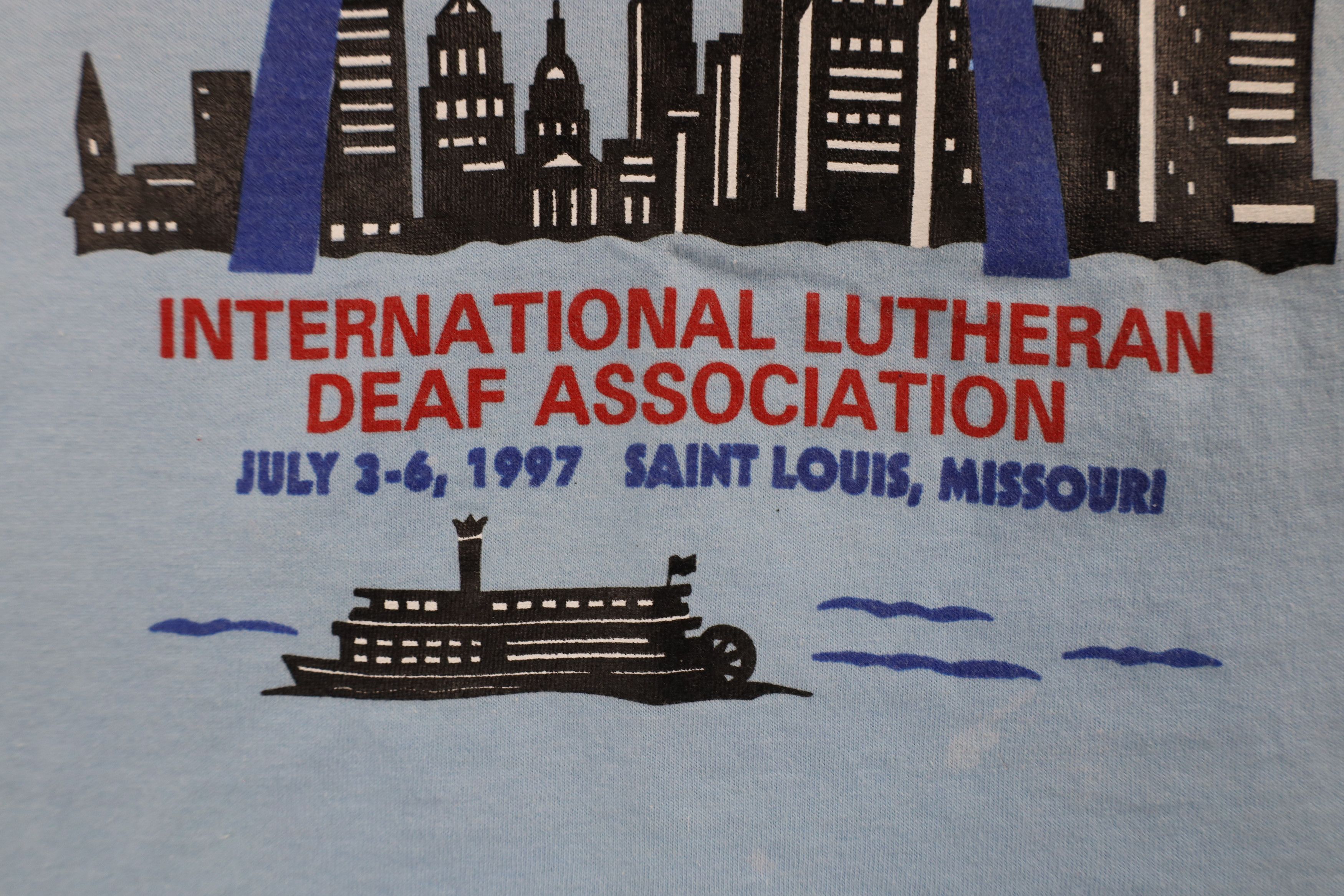 Vintage Vintage 90s Jesus Is the Gateway Lutheran T-Shirt Blue Size US L / EU 52-54 / 3 - 5 Thumbnail
