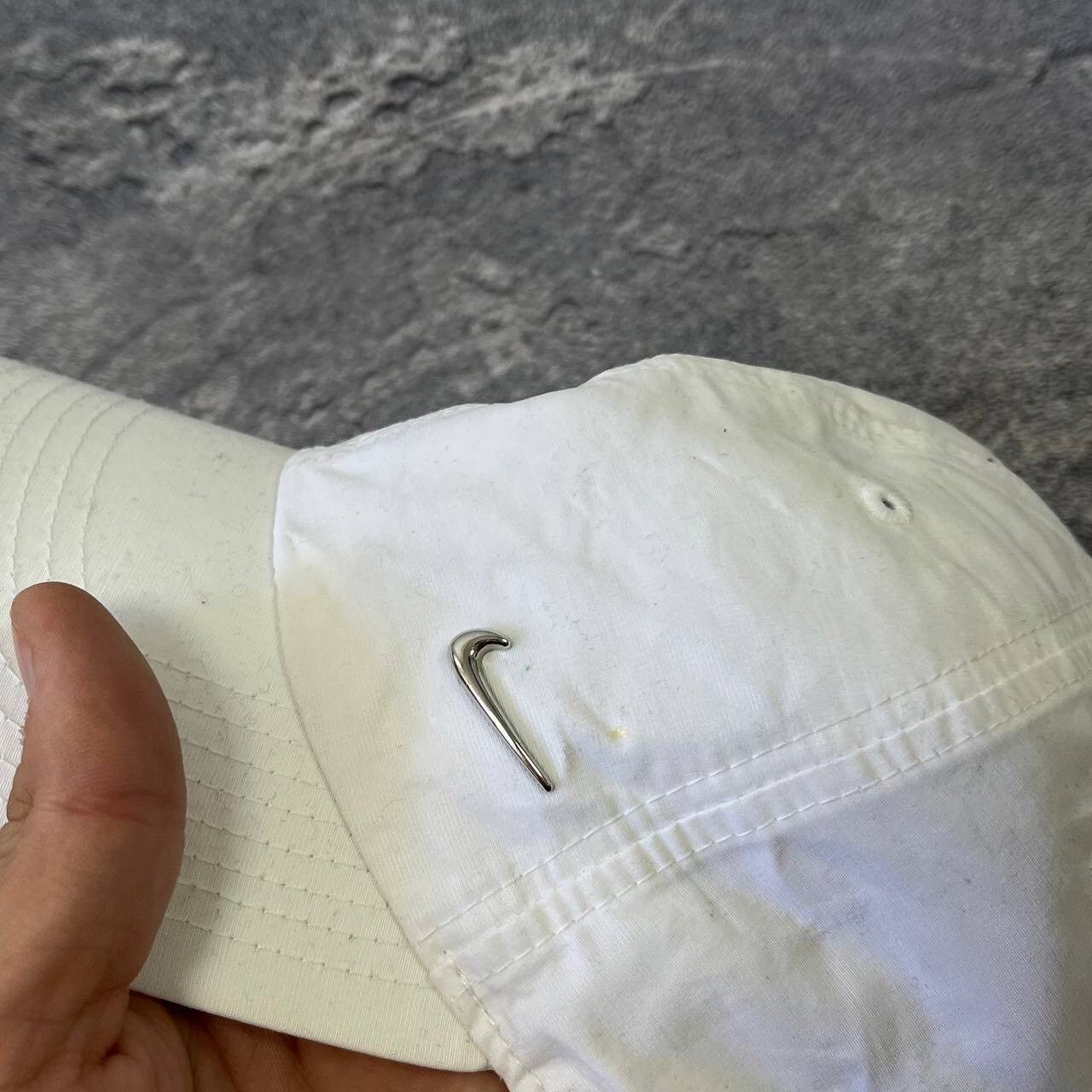 Nike Vintage White Nylon Nike Metal Swoosh Baseball Hat Cap Size ONE SIZE - 4 Thumbnail