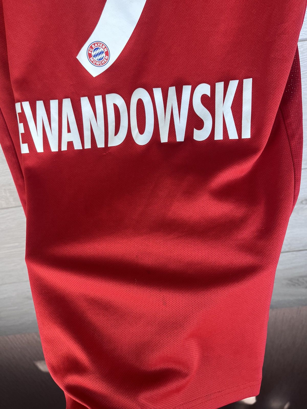 Adidas MENS JERSEY ADIDAS BAYERN MUNCHEN #9 LEVANDOWSKI 15/16s Size US XS / EU 42 / 0 - 23 Thumbnail