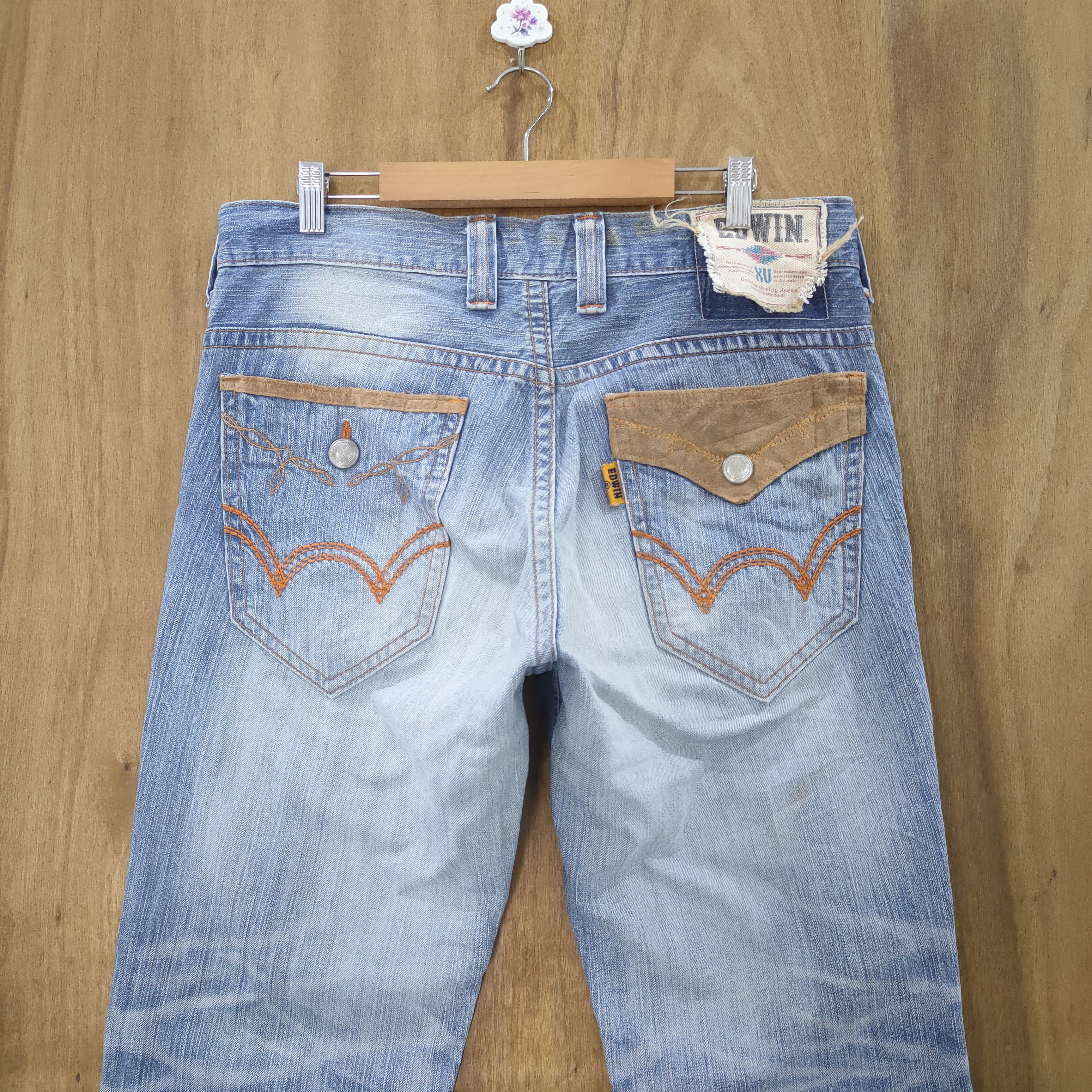 Edwin VINTAGE EDWIN BOOTCUT FLARE DISTRESSED JEAN DENIM Size US 33 - 9 Thumbnail