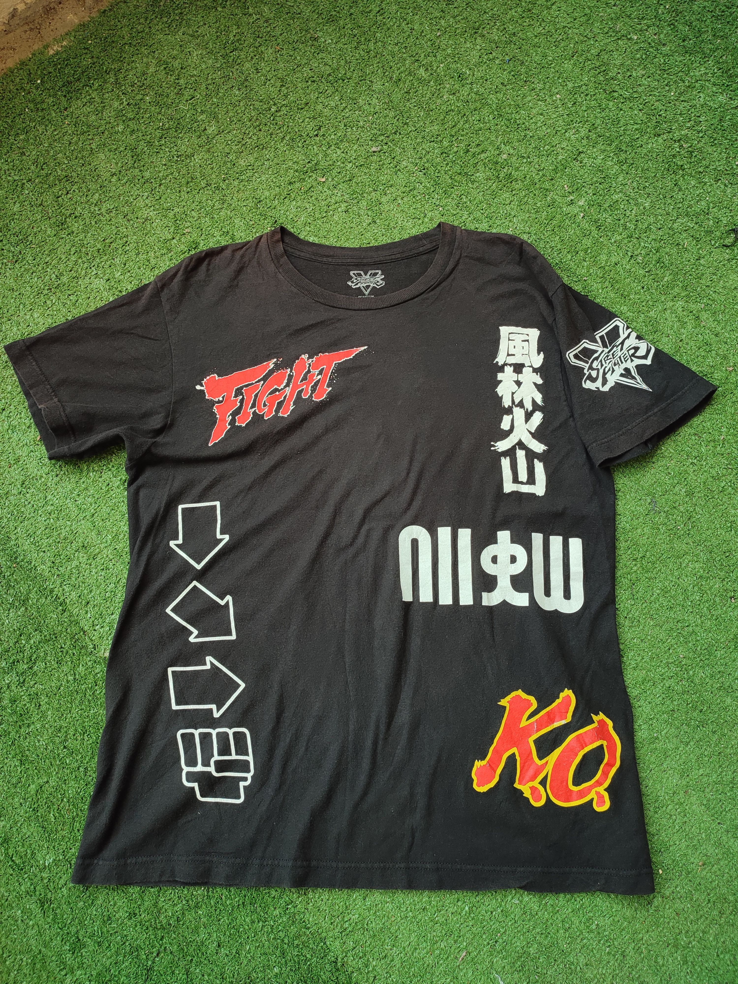 Street Fighter Vintage Street Fighter Sun Faded Tees Size US L / EU 52-54 / 3 - 1 Thumbnail