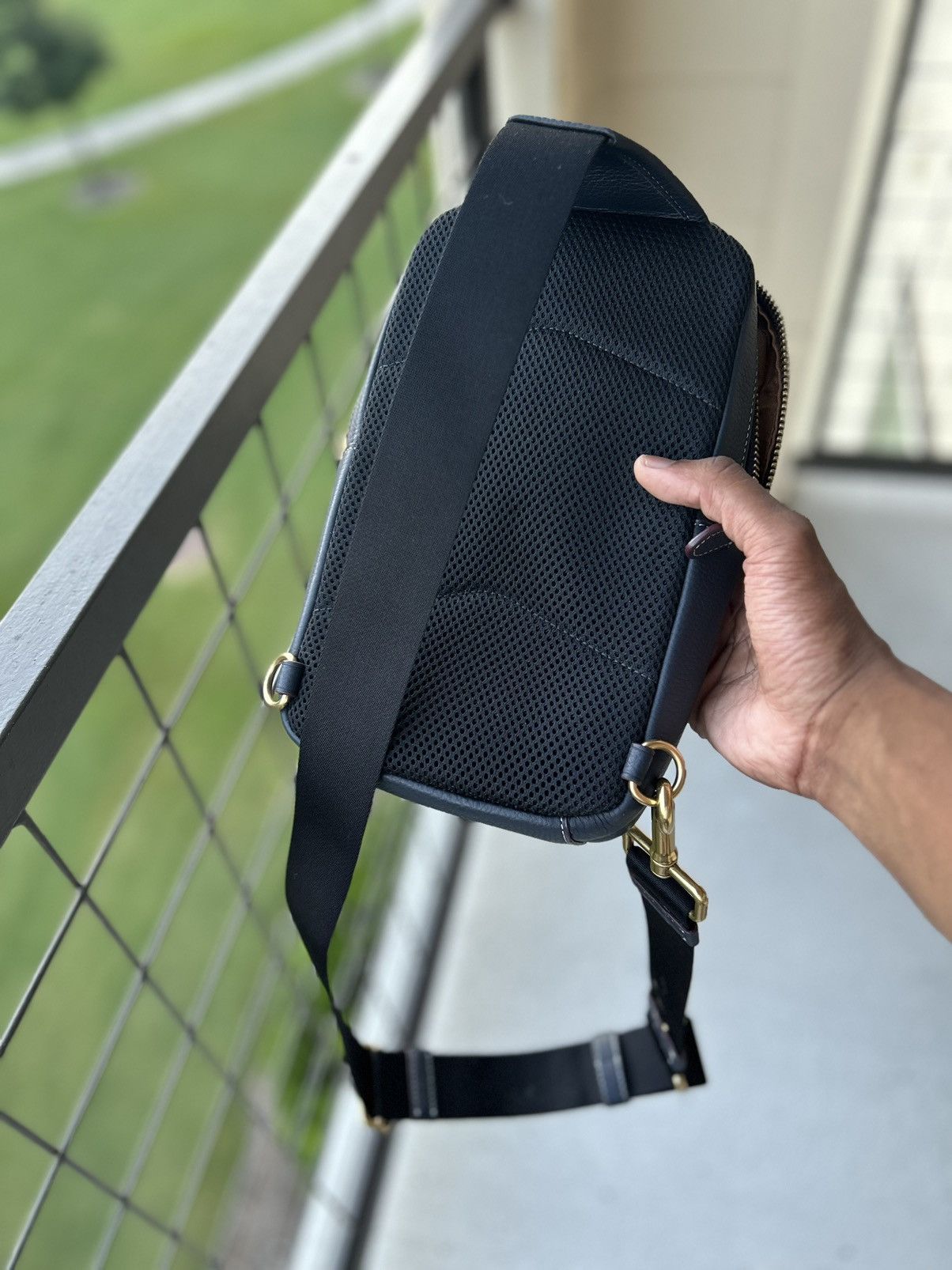 Coach Navy Blue Cross Body Bag Size ONE SIZE - 4 Thumbnail