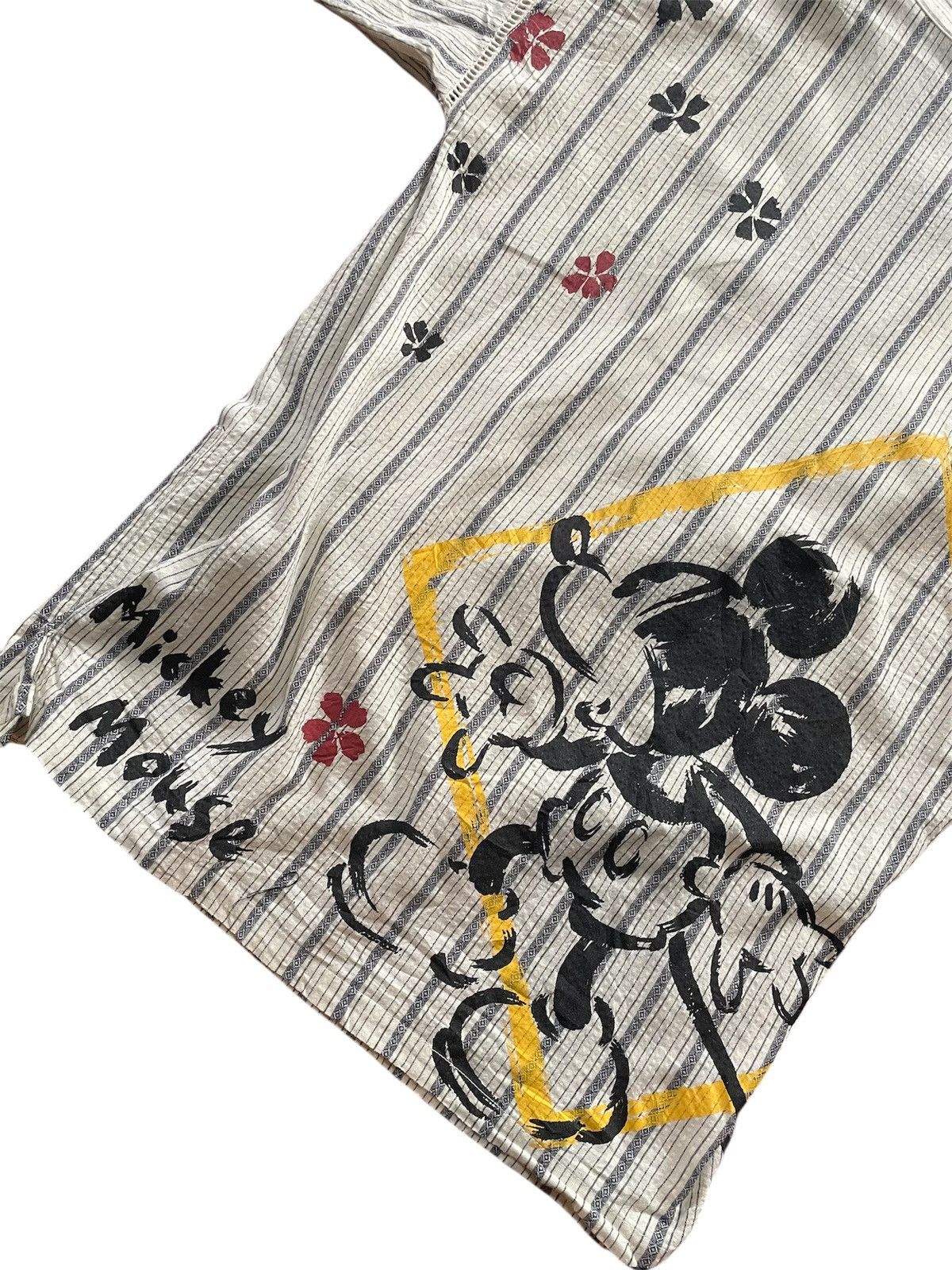Disney Vintage 90s Disney Mickey Mouse Backhit Stripe Design Kimono Size US M / EU 48-50 / 2 - 6 Thumbnail